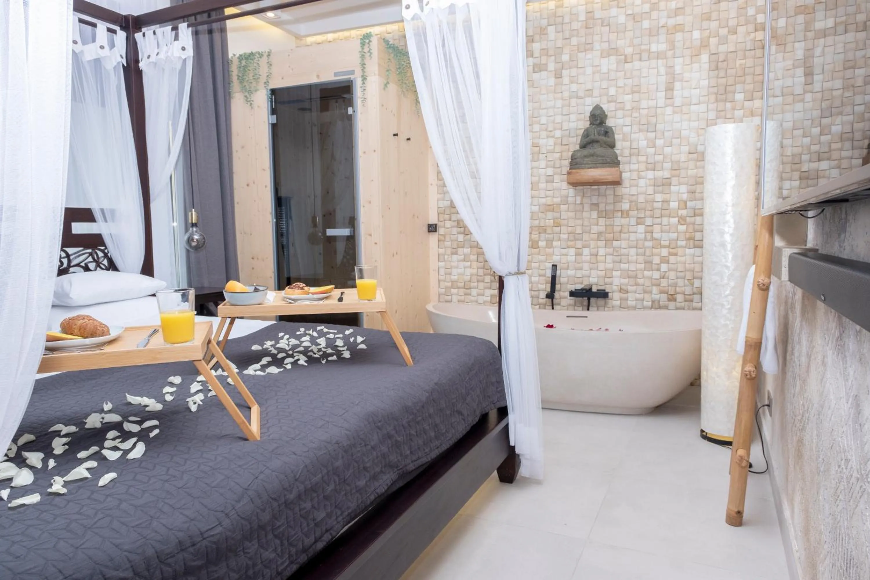 Bed in Elisabeth Downtown Apartments by FirstHost