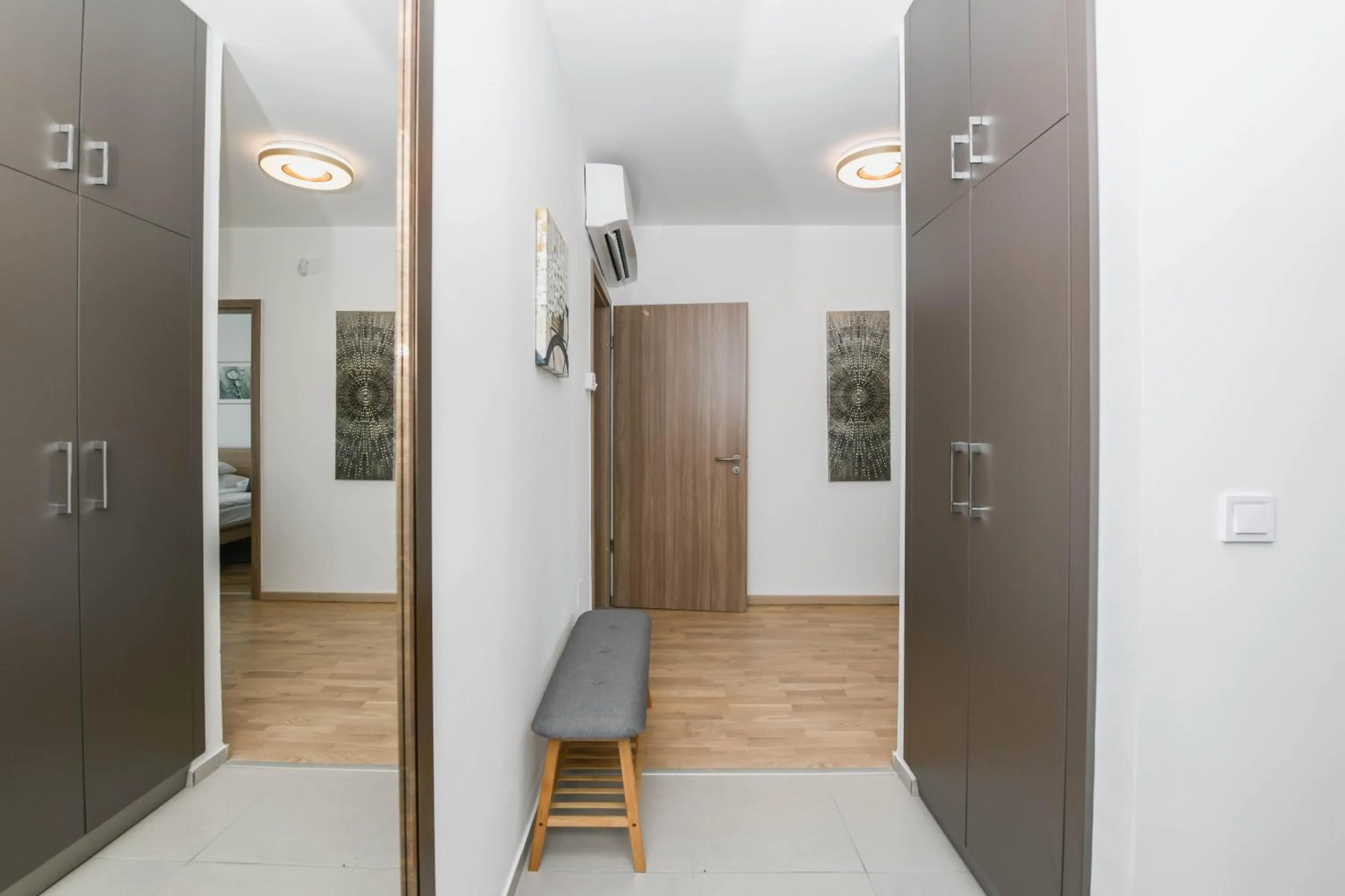 Facade/entrance in Elisabeth Downtown Apartments by FirstHost