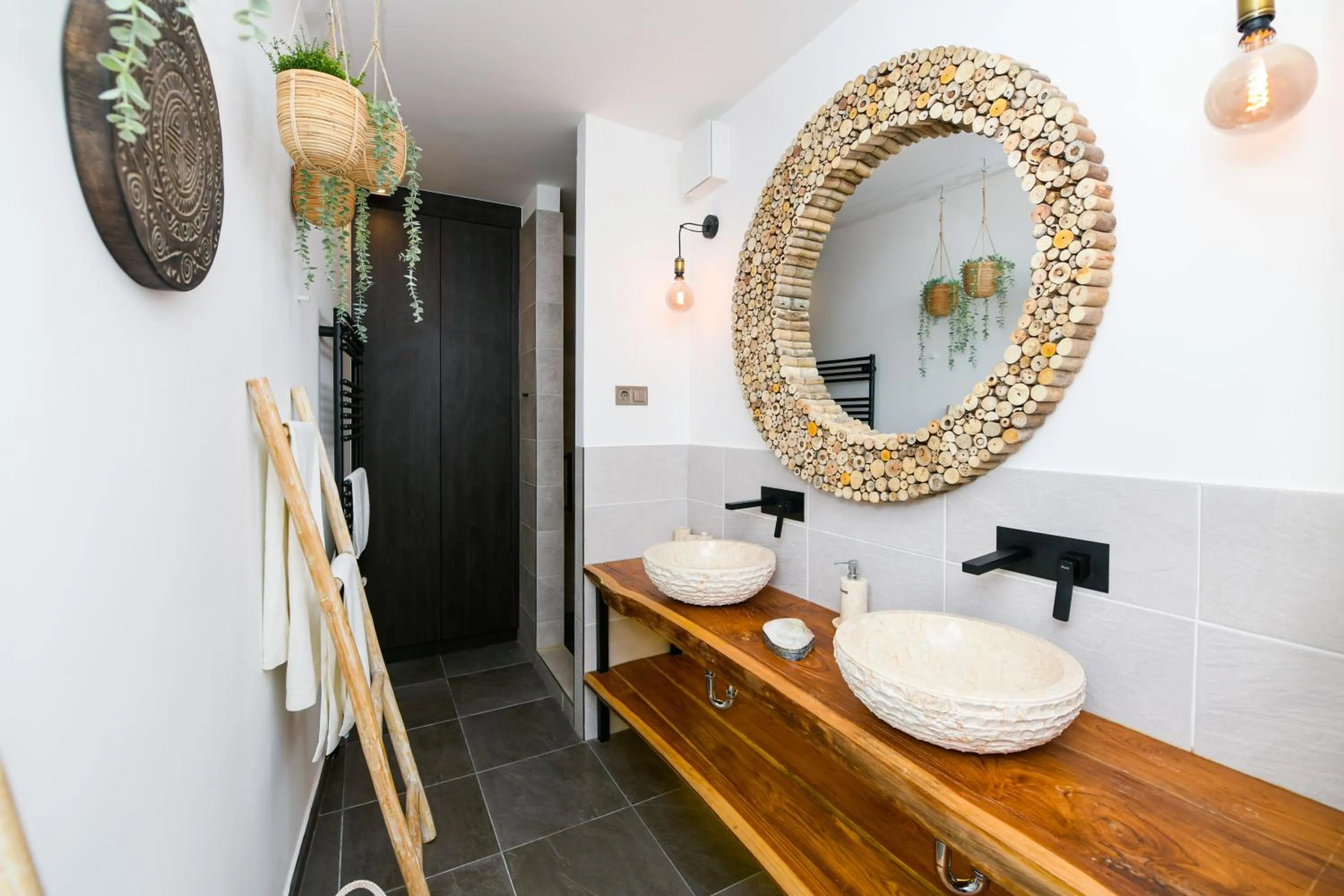 Bathroom in Elisabeth Downtown Apartments by FirstHost