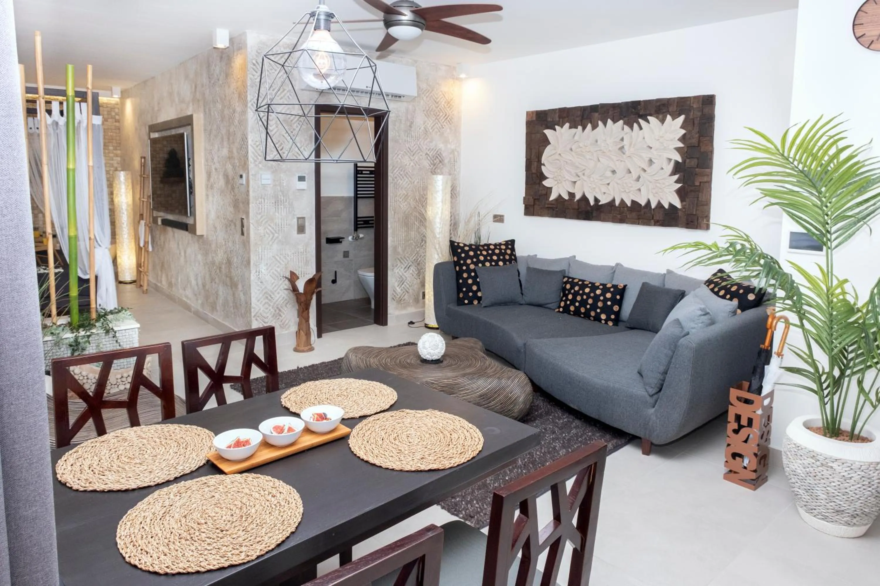 TV and multimedia in Elisabeth Downtown Apartments by FirstHost