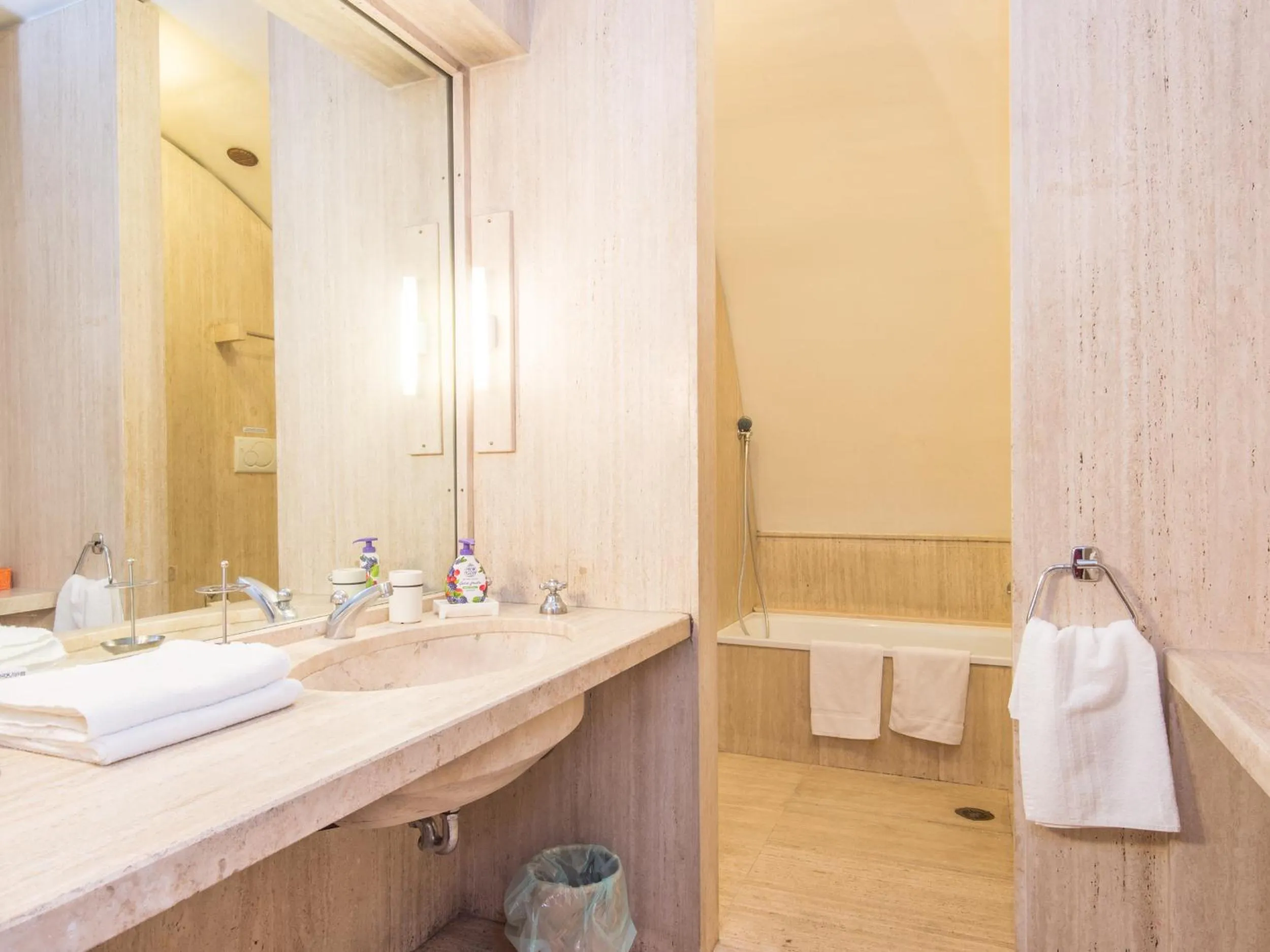 Campo de Fiori Luxury House