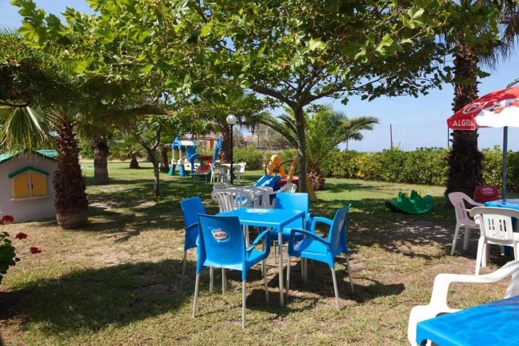 Garden in Hotel Parthenius Cirella di Diamante