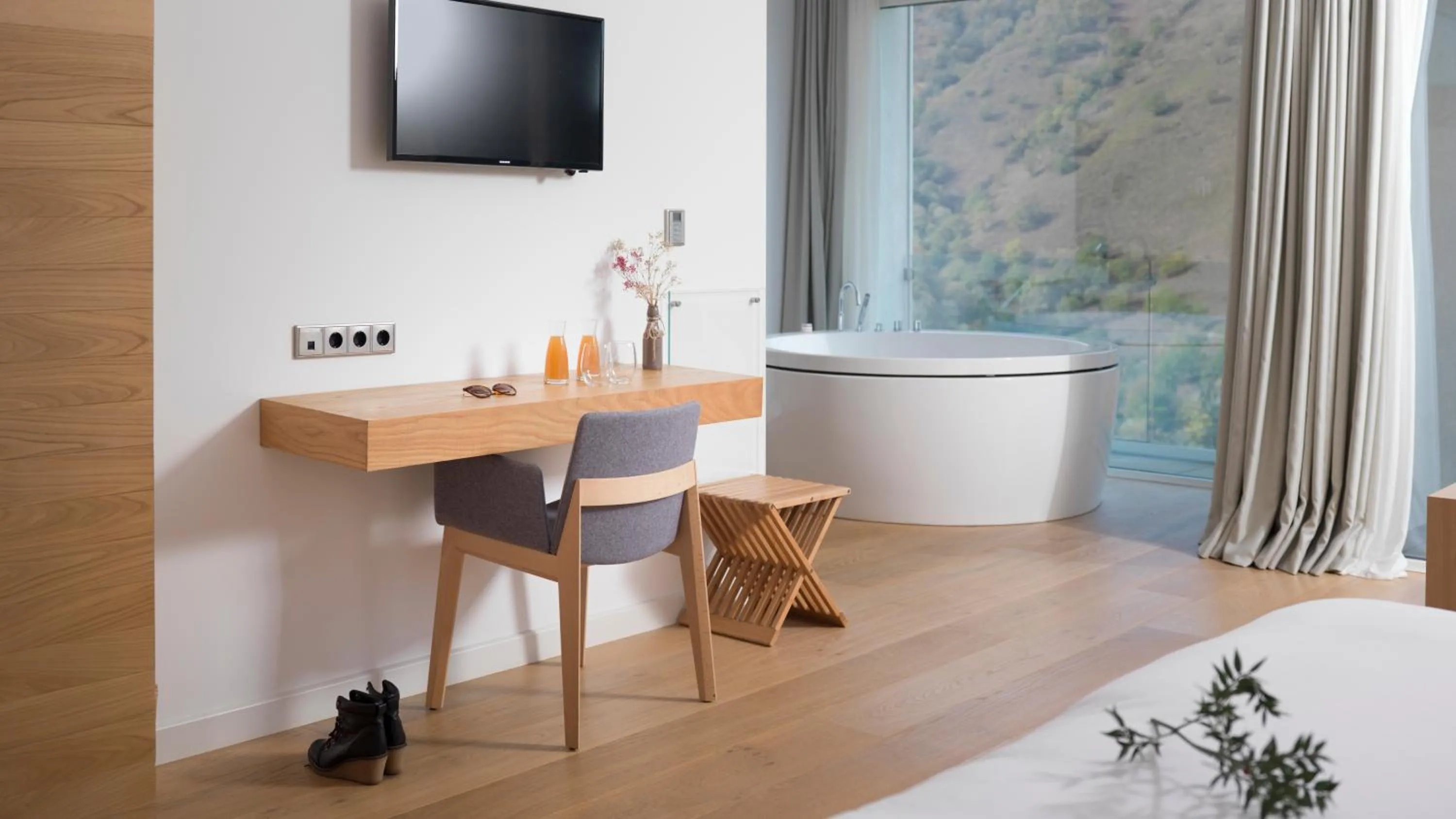 TV and multimedia in Arantza Hotela - Boutique Hotel "Adults Only"