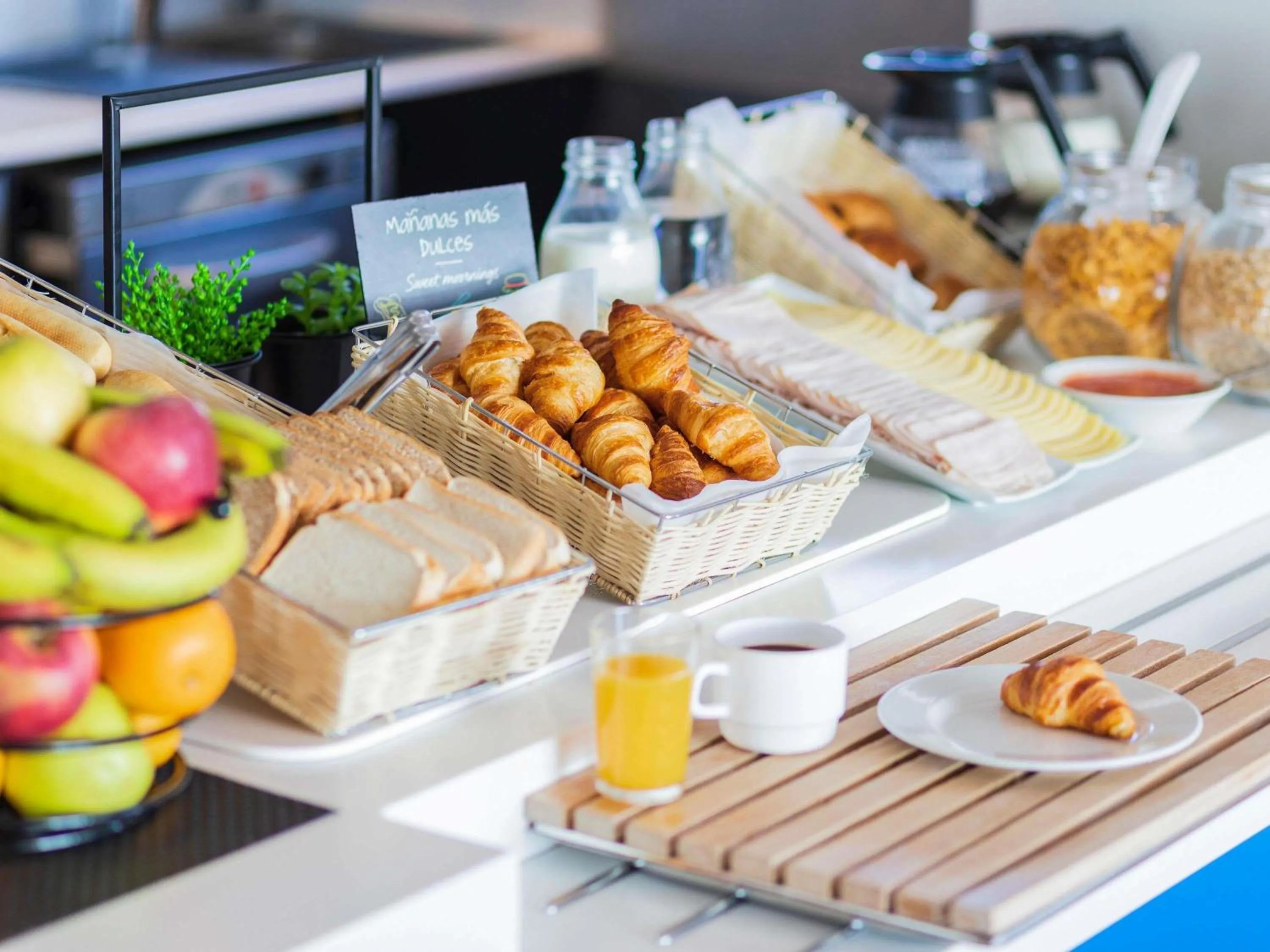 Breakfast in Ibis Budget Madrid Vallecas