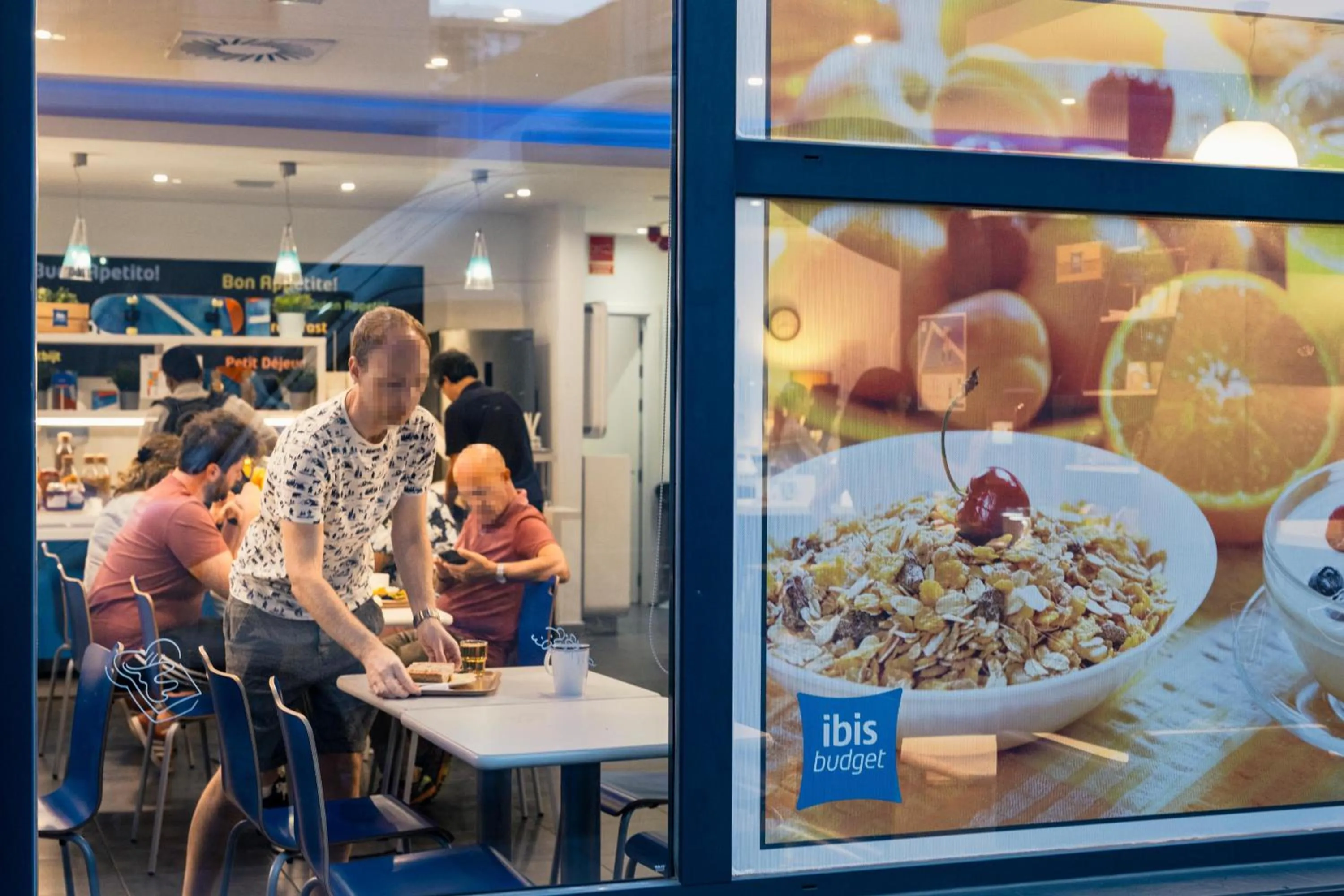 Food in Ibis Budget Málaga Centro