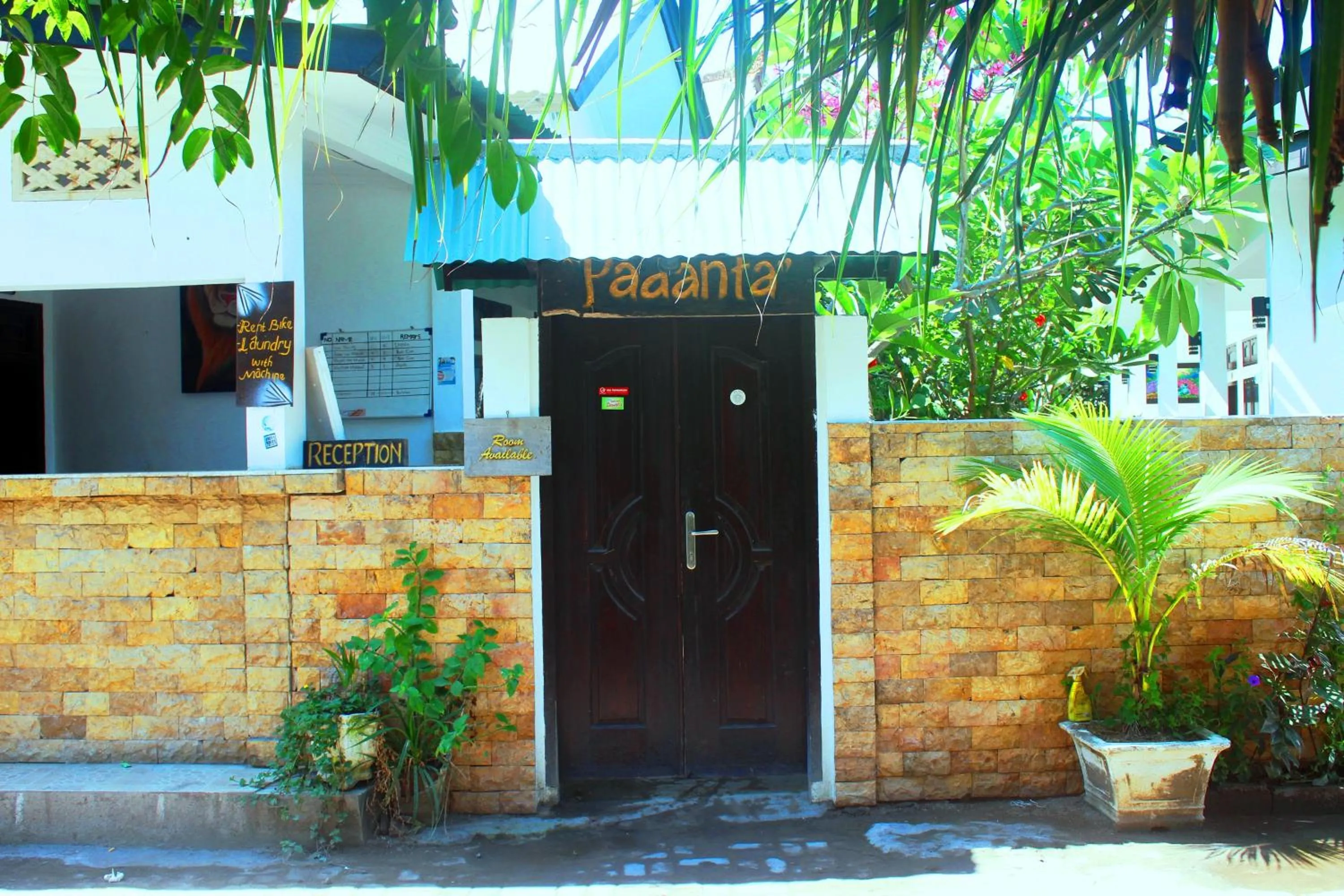 Facade/entrance in Padanta Homestay