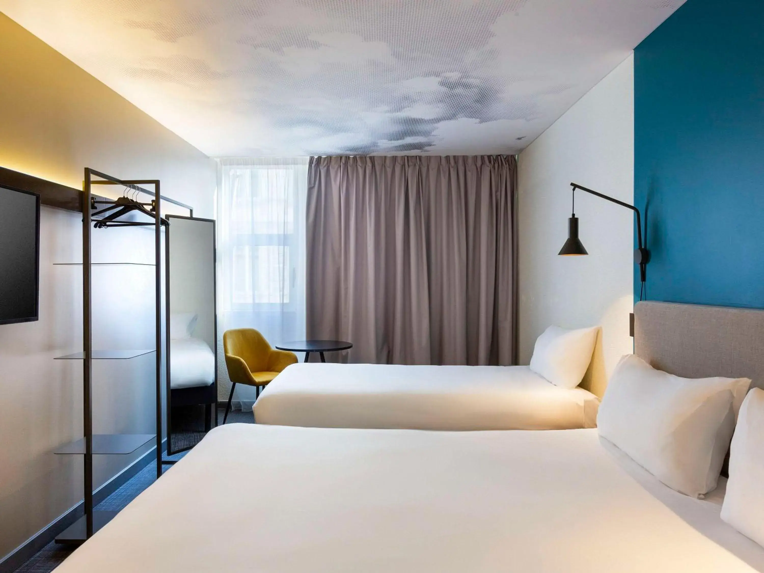 Bedroom, Bed in Ibis Marseille Centre Prefecture Bedroom, Bed in Ibis Marseille Centre Prefecture
