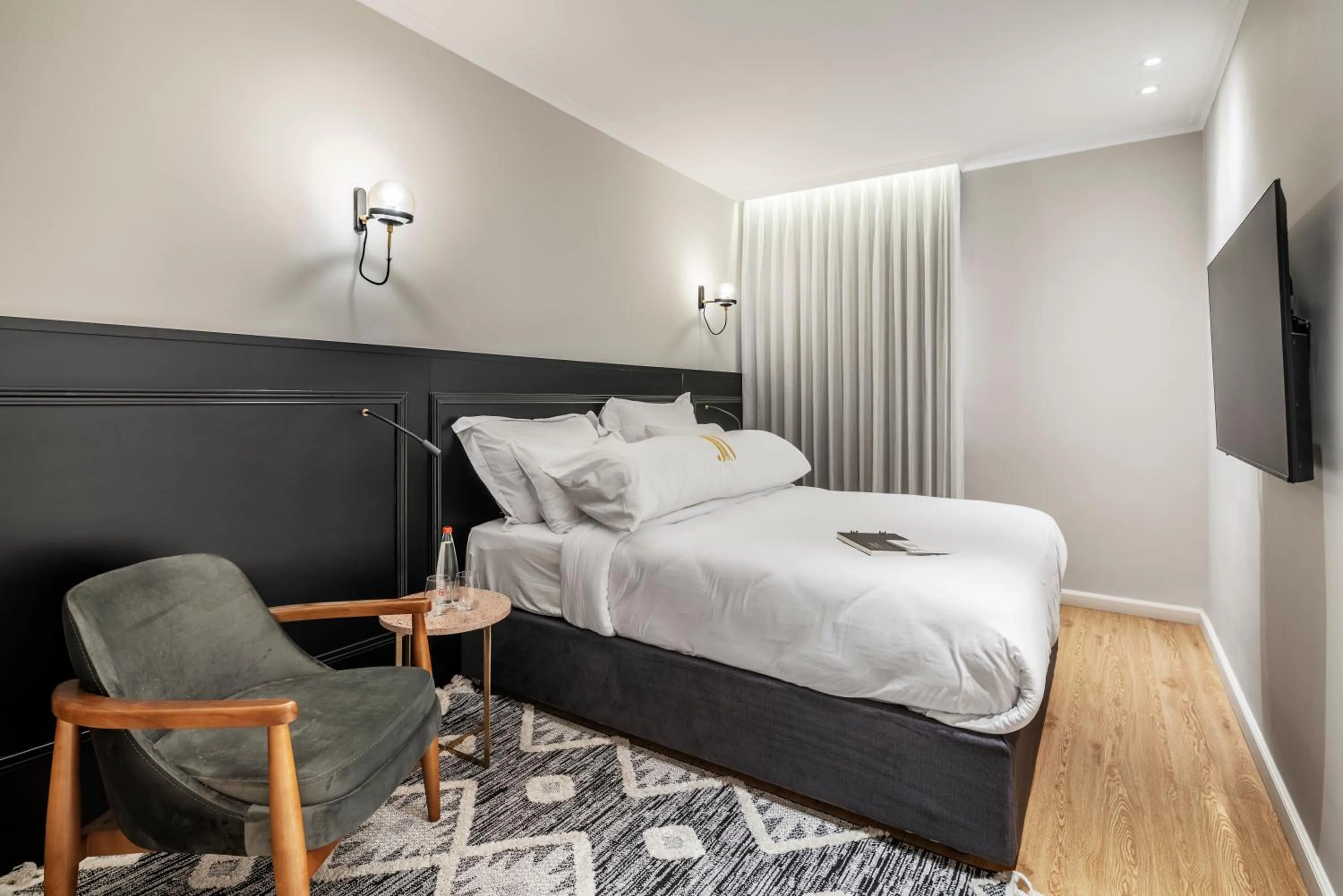 Bed in Jo Shtibel Tel-Aviv