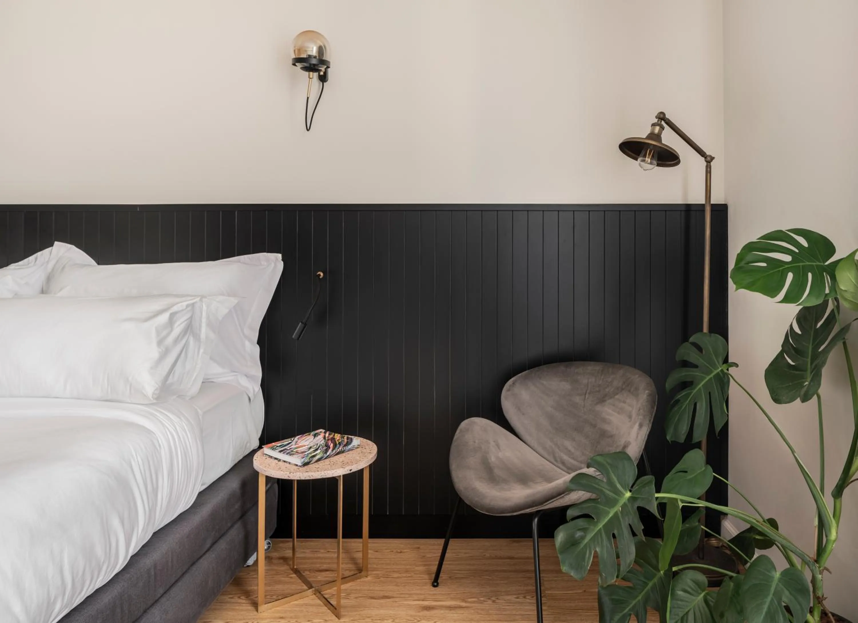 Bed in Jo Shtibel Tel-Aviv