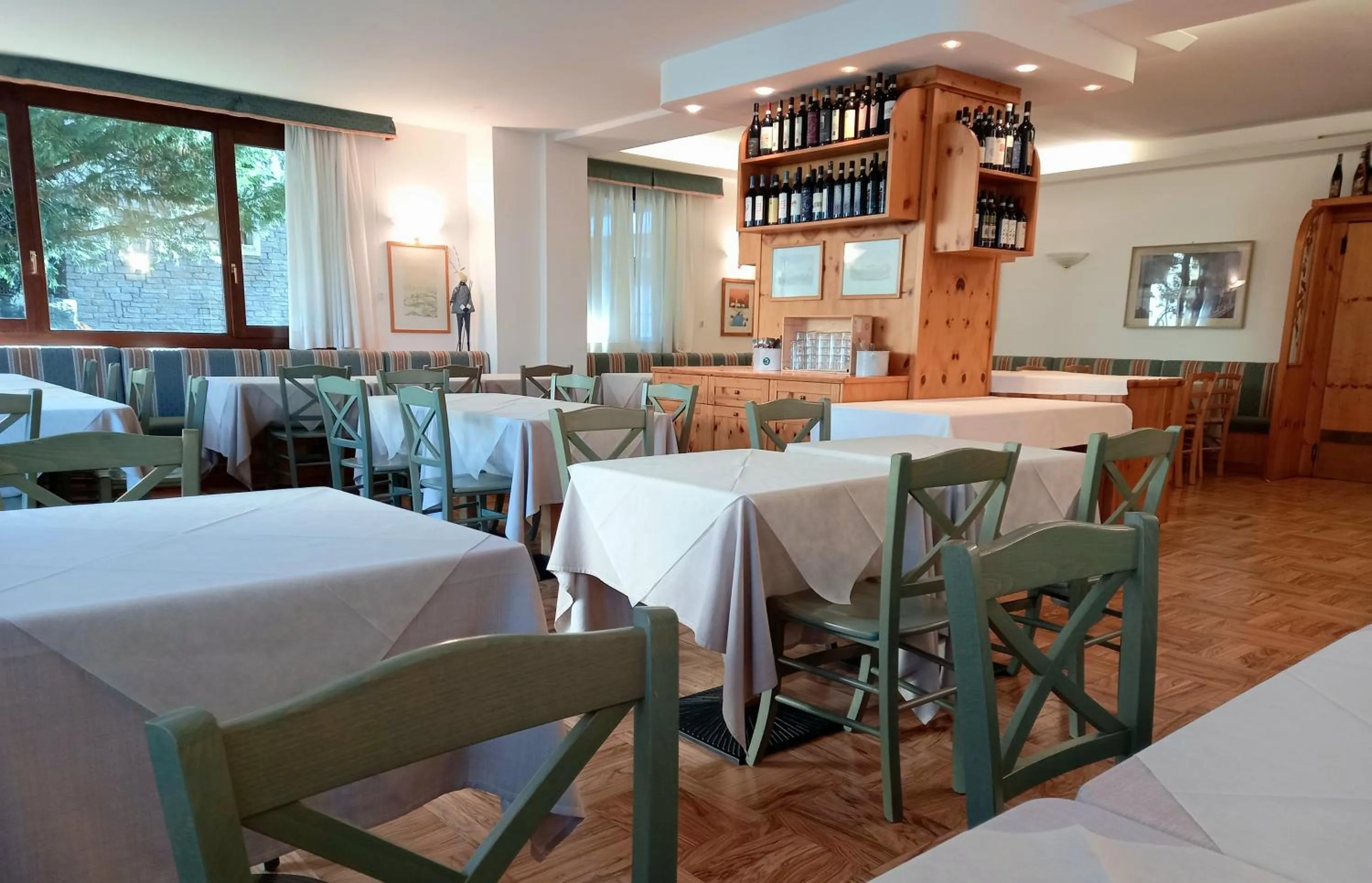 Restaurant/places to eat in Hotel Posta