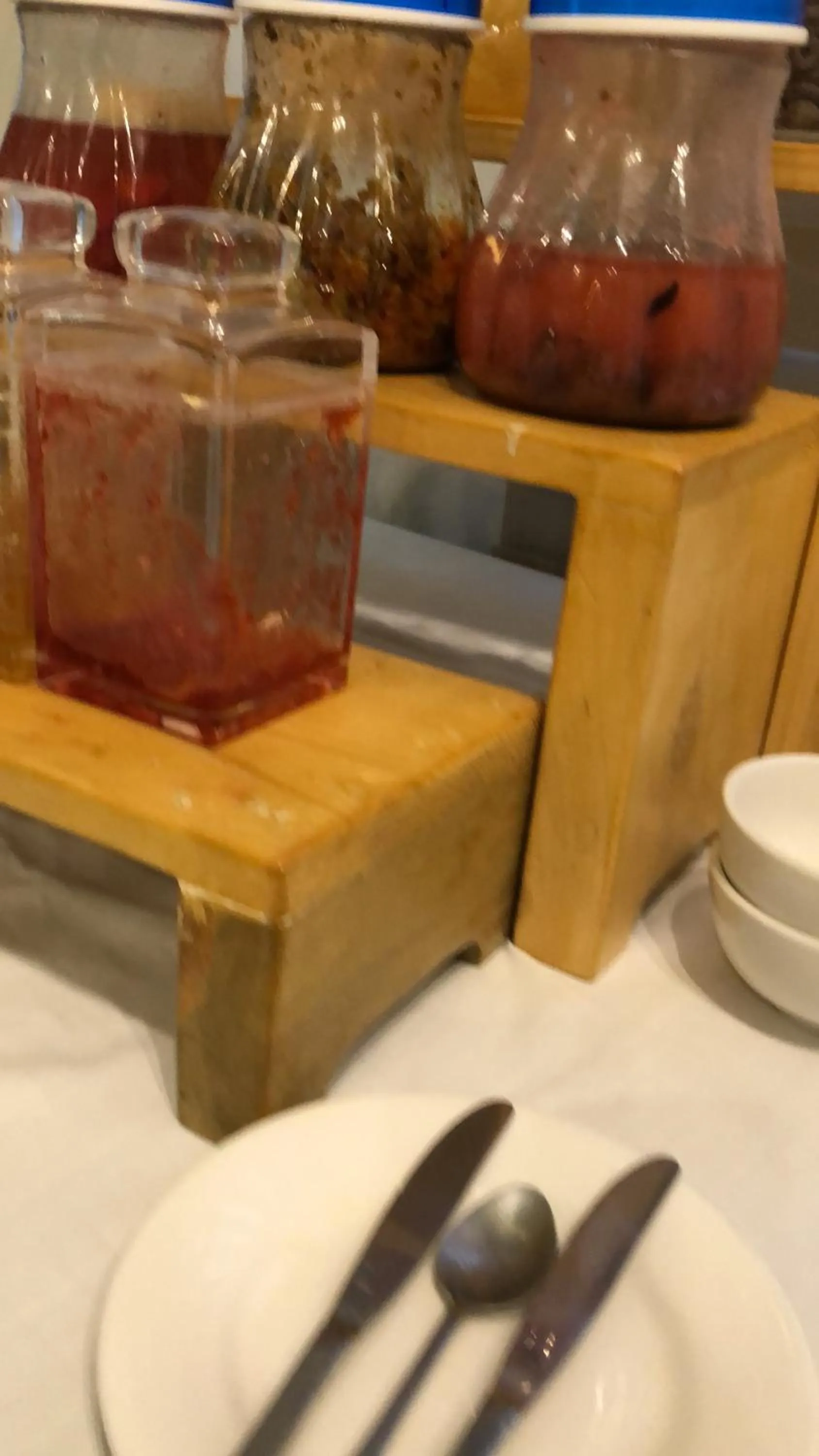 Restaurant/places to eat in Swat Palace Hotel By Northin