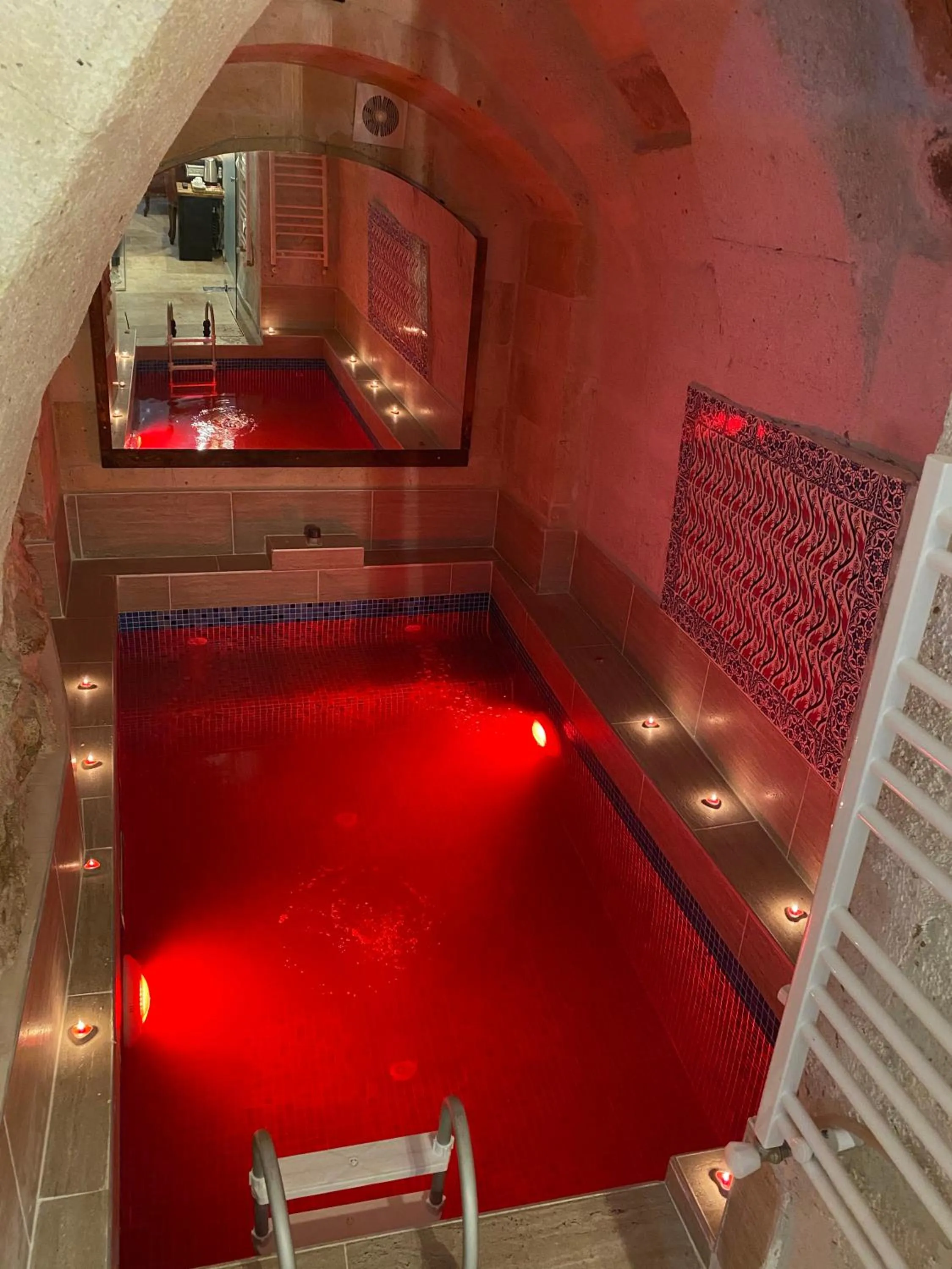 Zuwinasa House Hotel