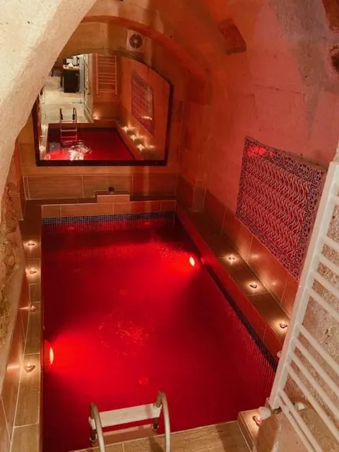 Zuwinasa House Hotel