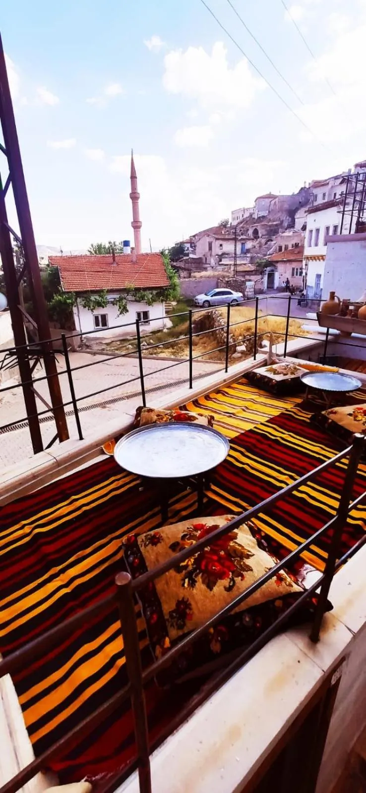 Zuwinasa House Hotel