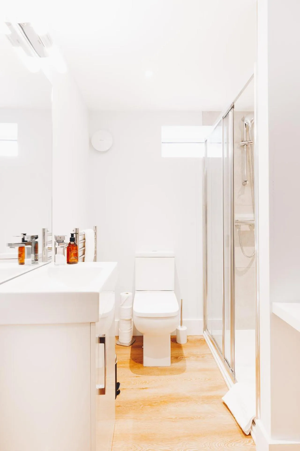 Bathroom in South Street Apartments