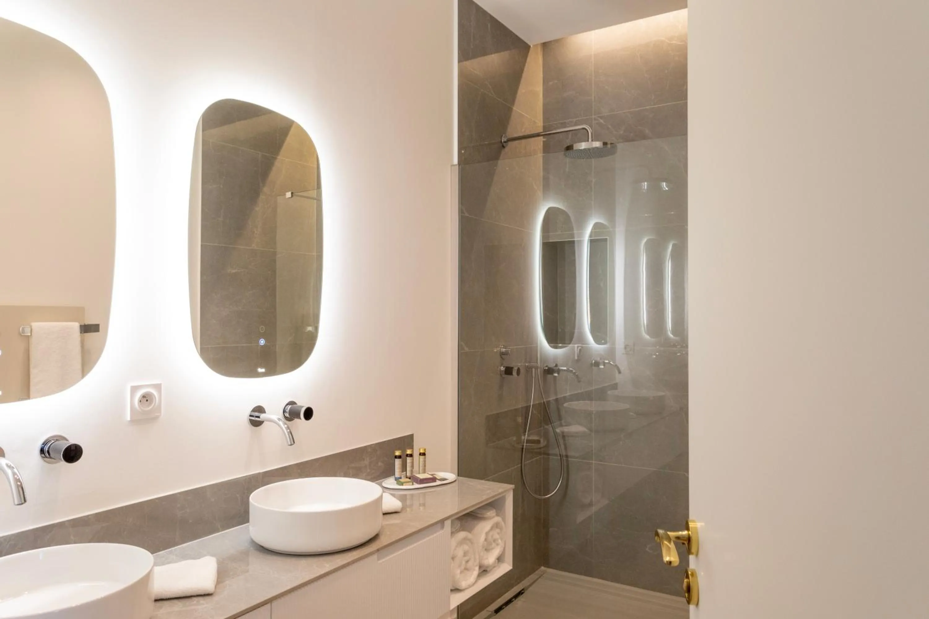 Bathroom in Les Clés Secrètes