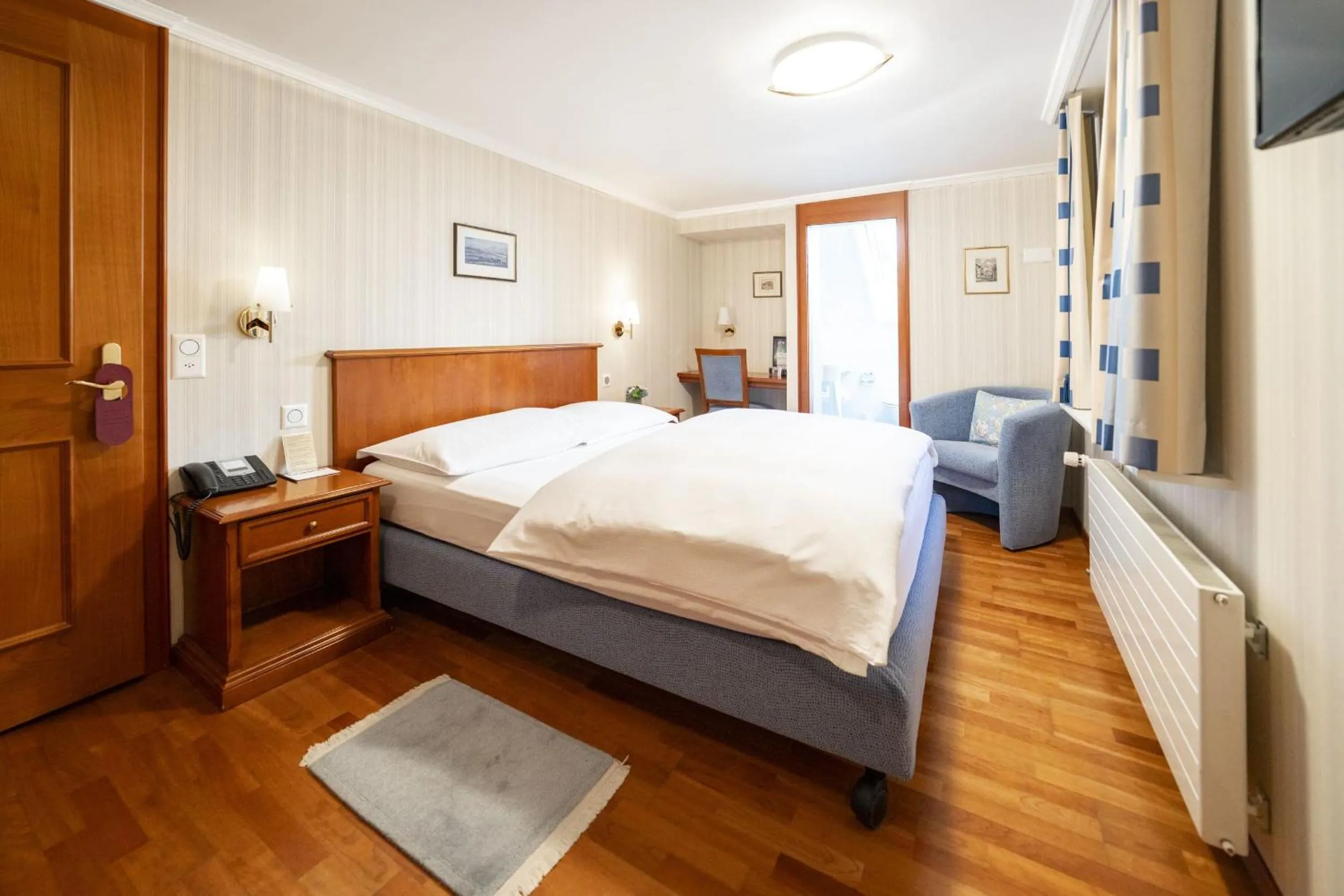 Bed in Hotel Säntis