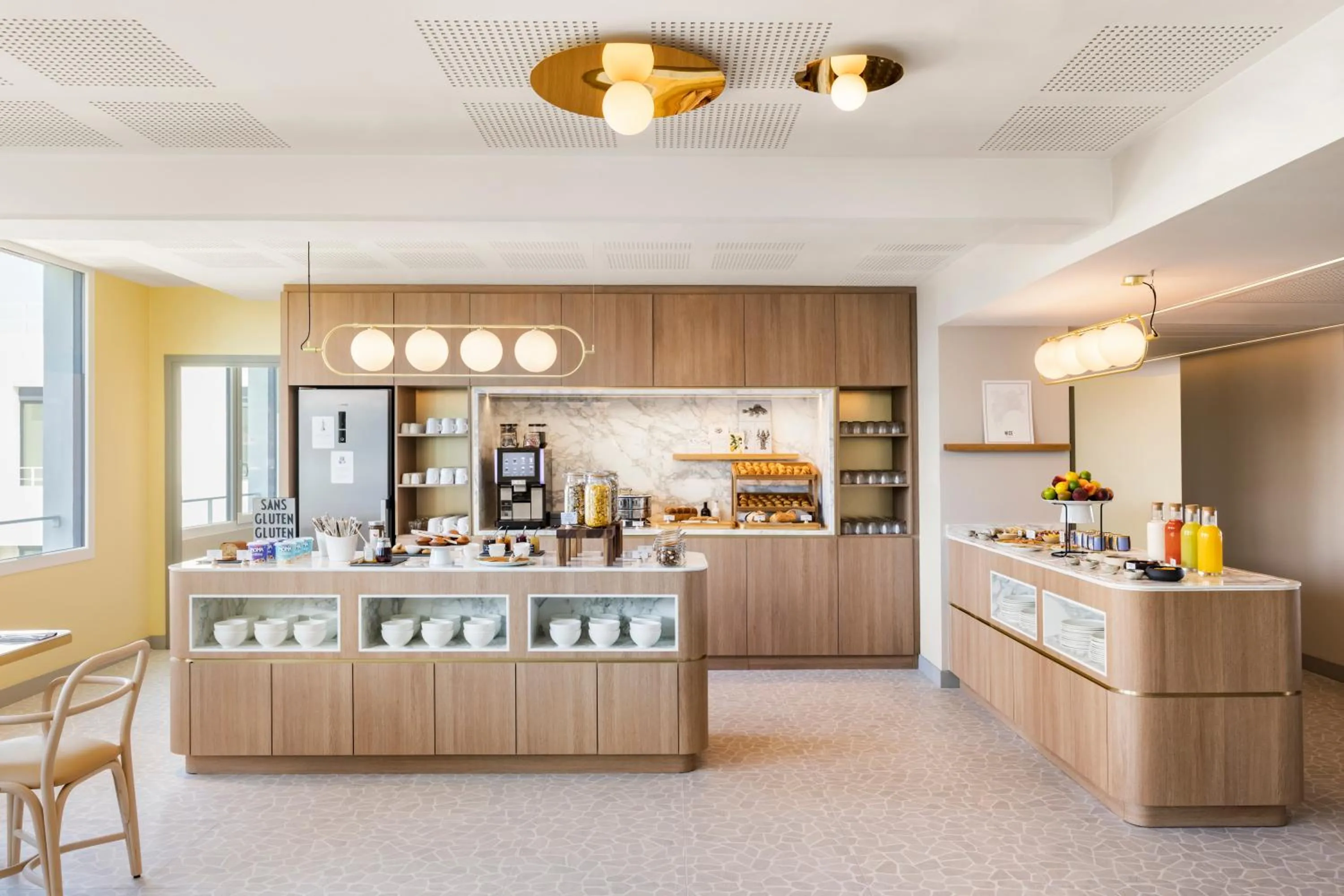 Breakfast in OKKO Hotels Nice Aéroport