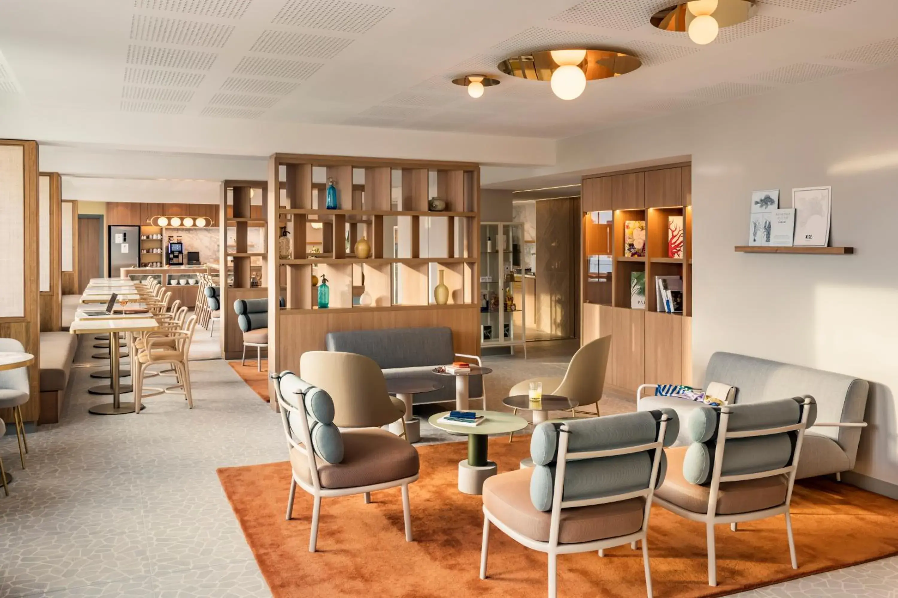 Living room in OKKO Hotels Nice Aéroport Living room in OKKO Hotels Nice Aéroport