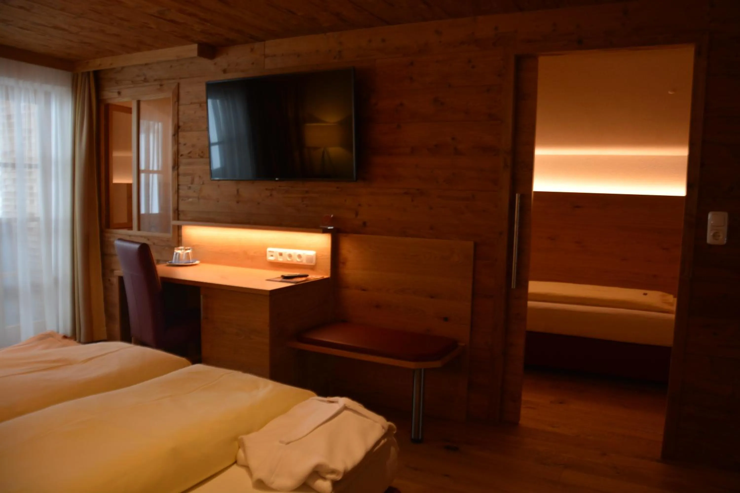 Photo of the whole room, Bed in Natur-Genuss-Hotel Sonnasita