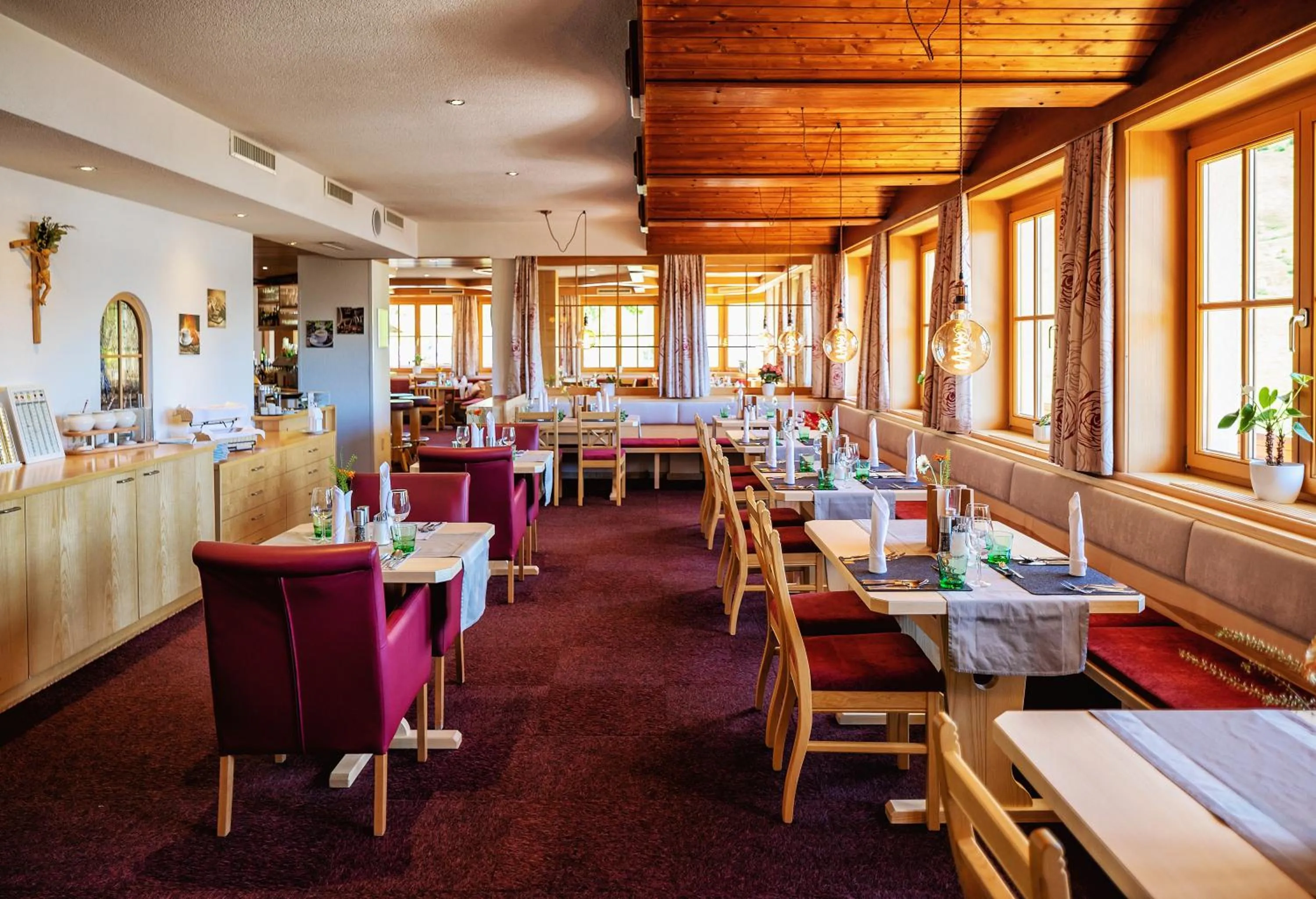 Restaurant/places to eat in Natur-Genuss-Hotel Sonnasita