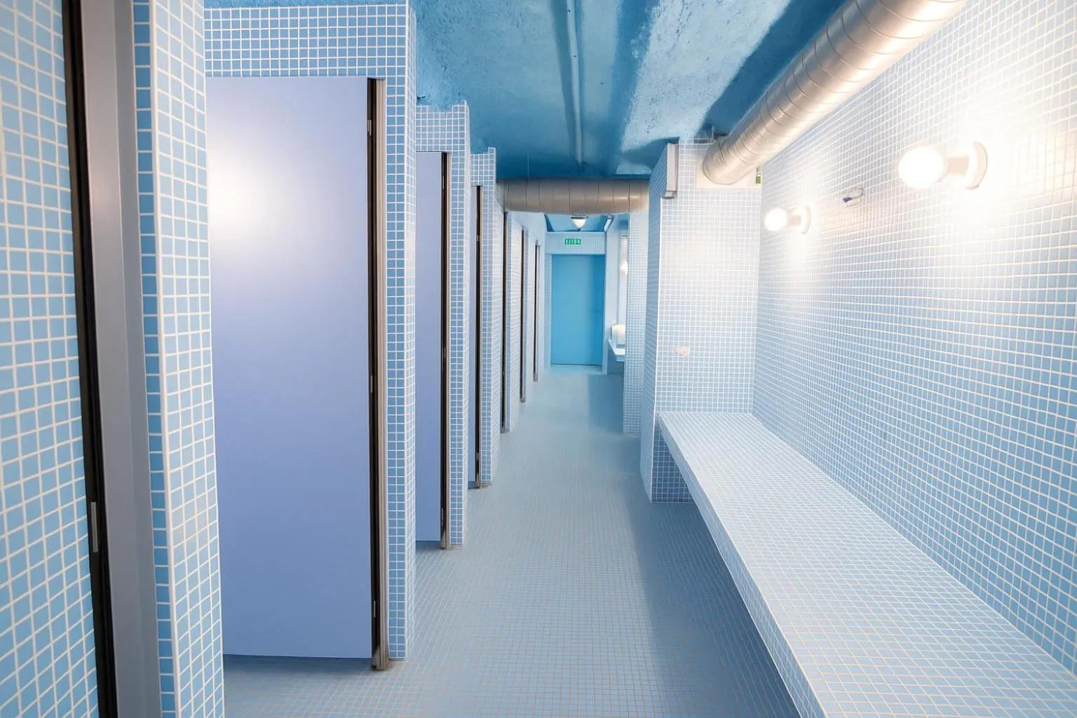 Shower in Latroupe Poblenou Beach