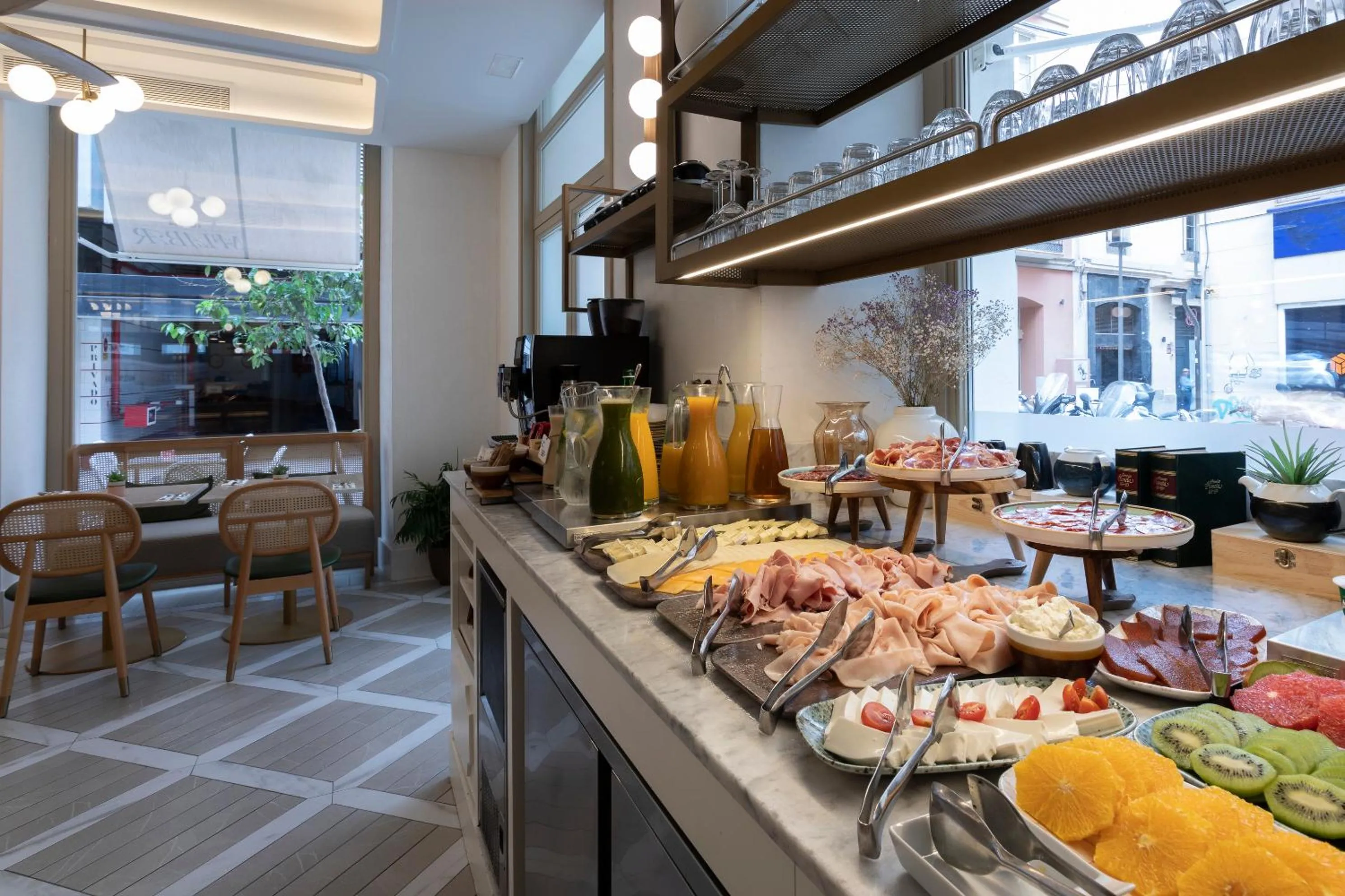 Buffet breakfast in ICON Malabar