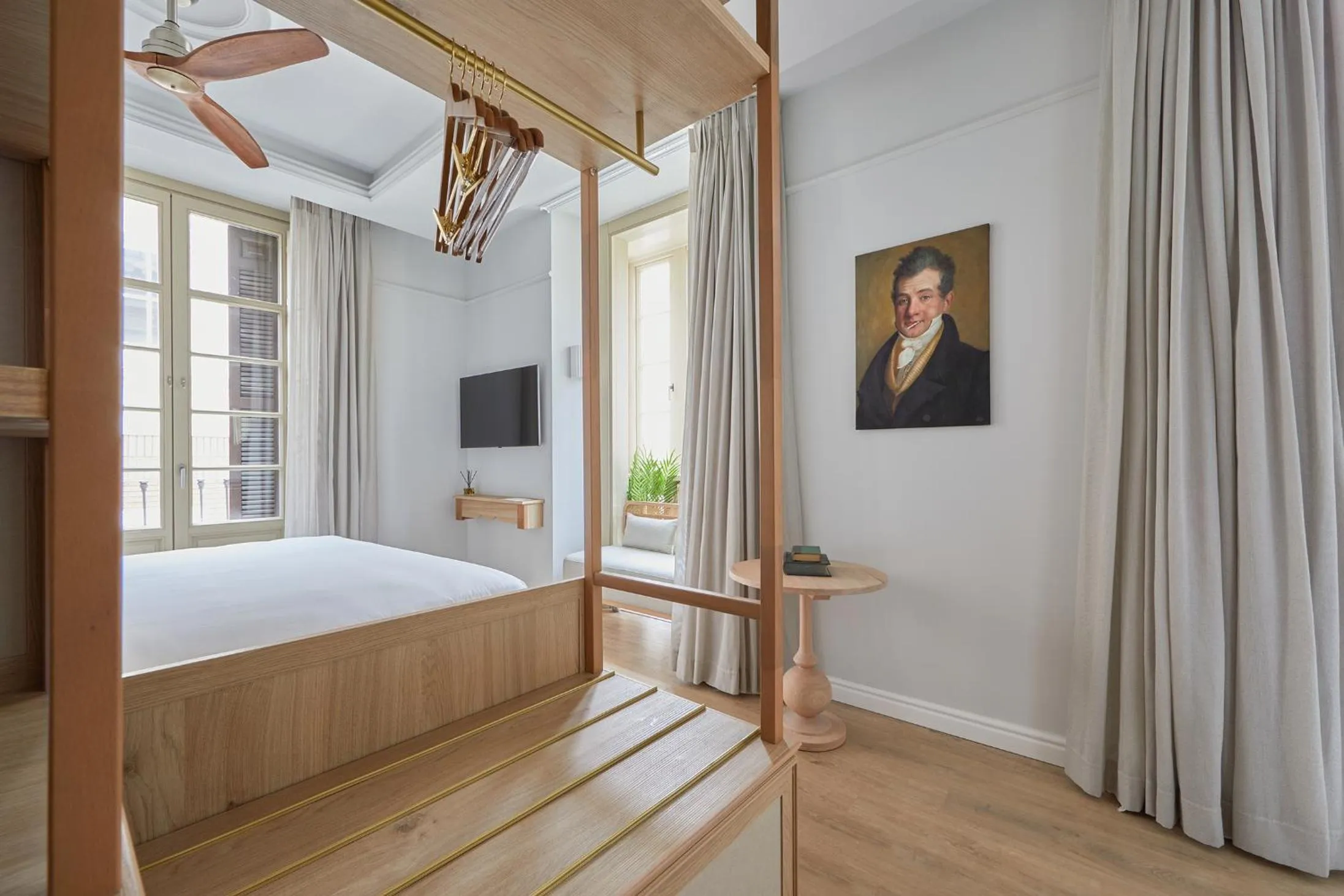 Bedroom, Bed in ICON Malabar