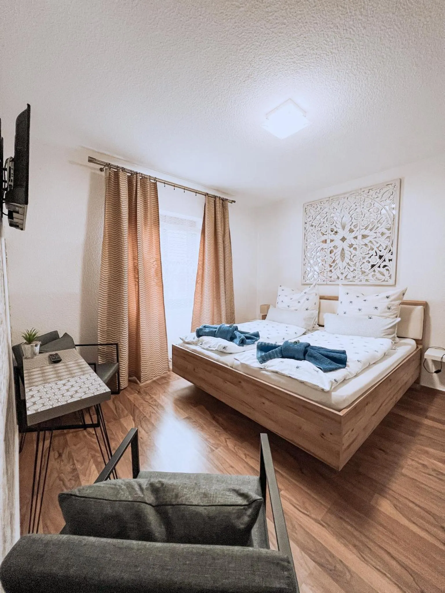 Photo of the whole room, Bed in Hotel Schwarzach am Main