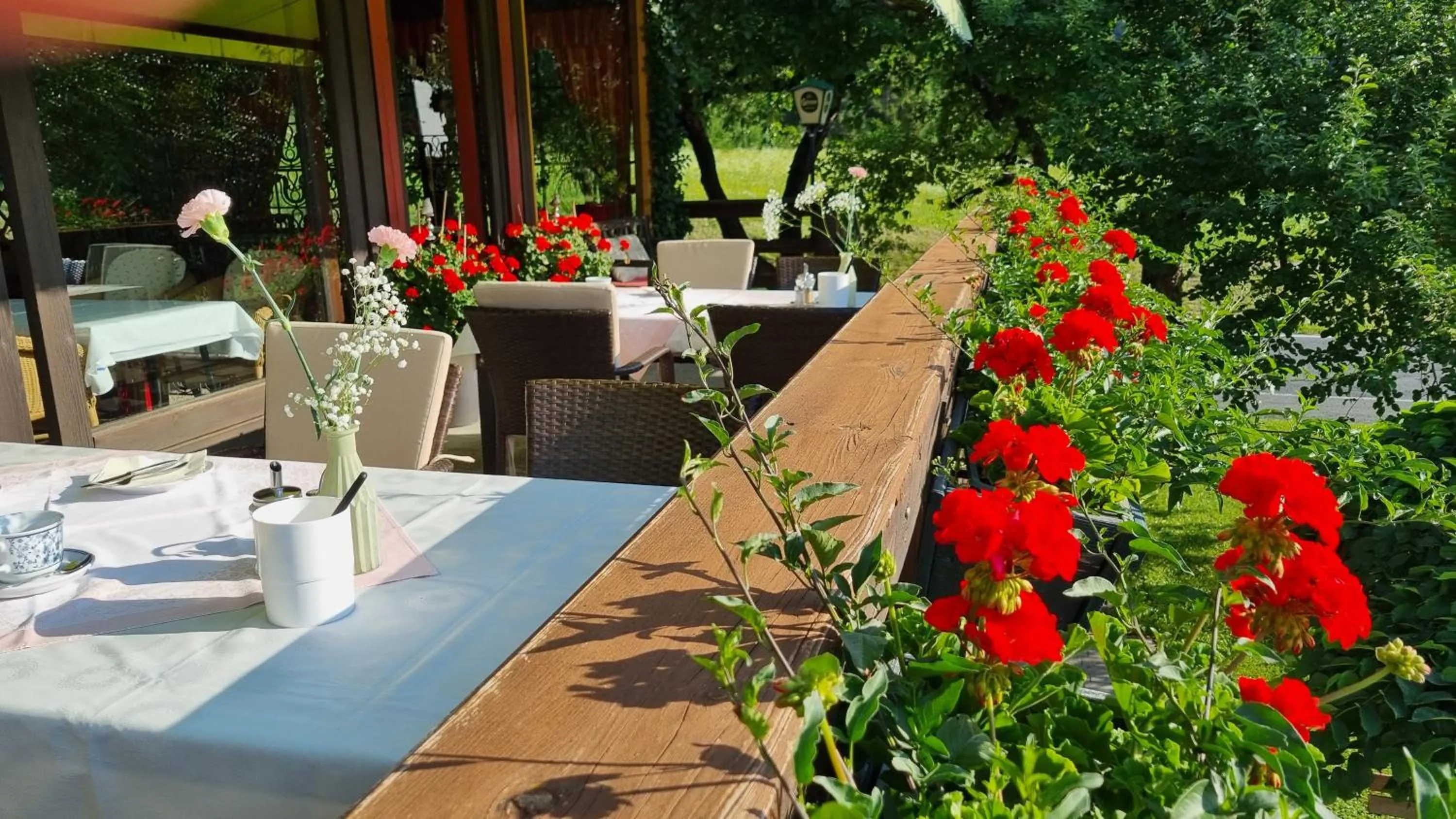 Breakfast in Kraners Alpenhof BIO Bed and Breakfast Pension