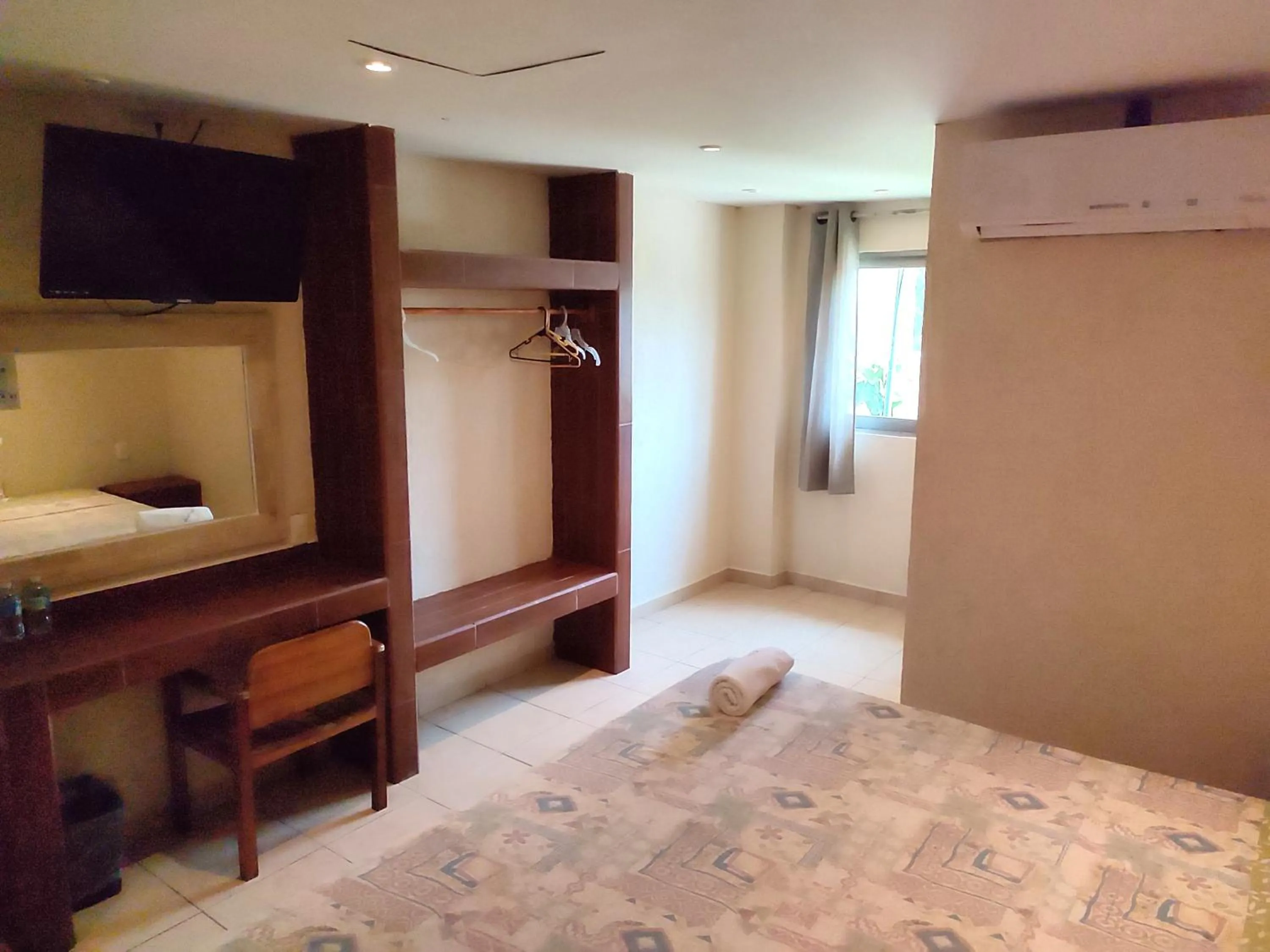 Bed in Ashly Boulevard