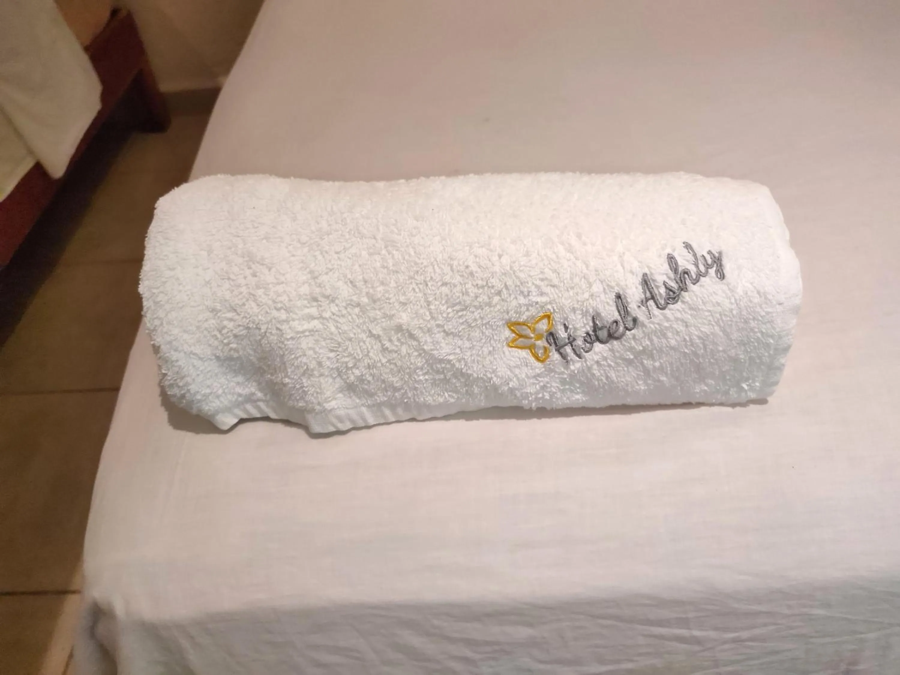 Bed in Ashly Boulevard