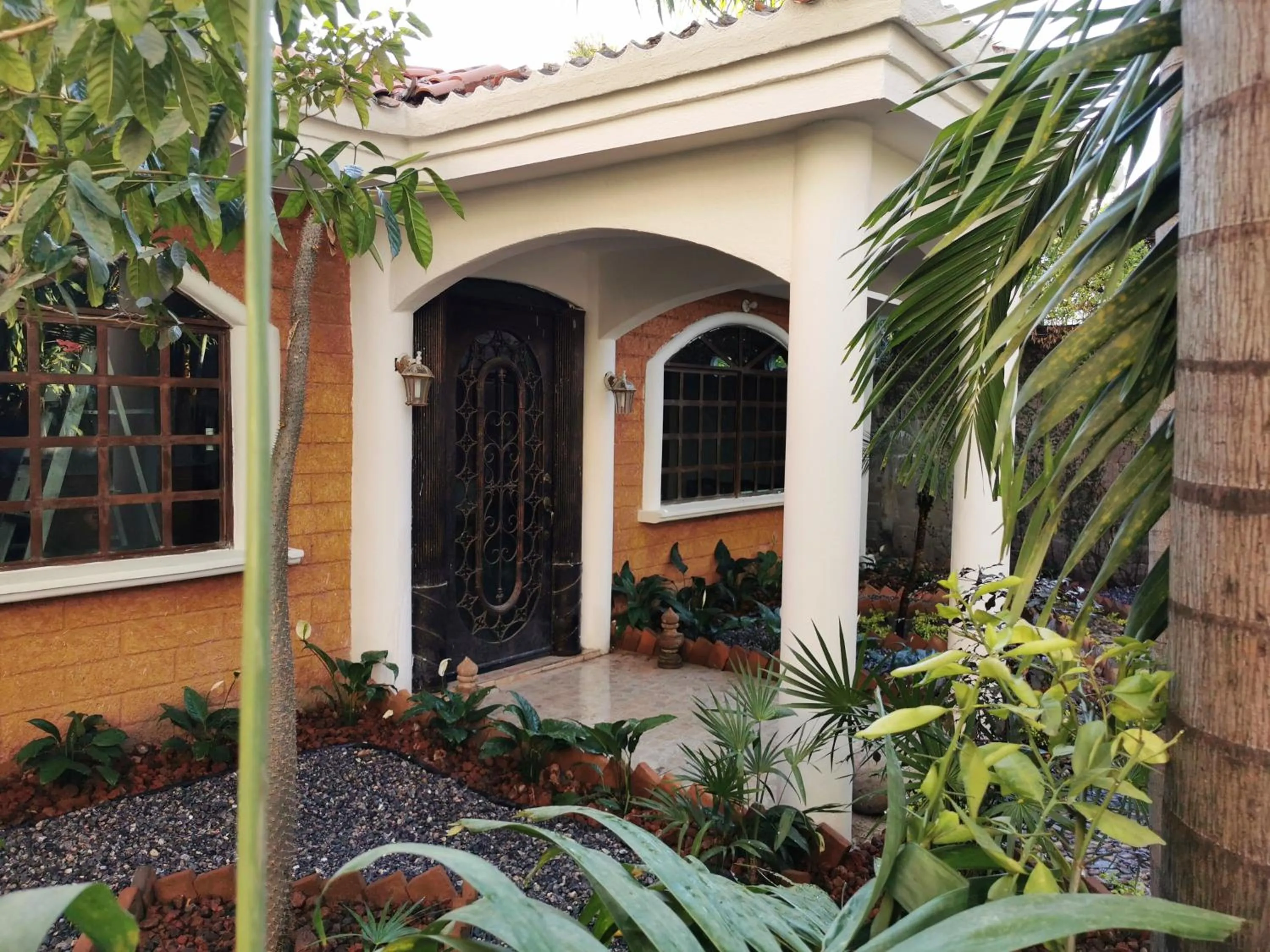 Property building in Ashly Boulevard