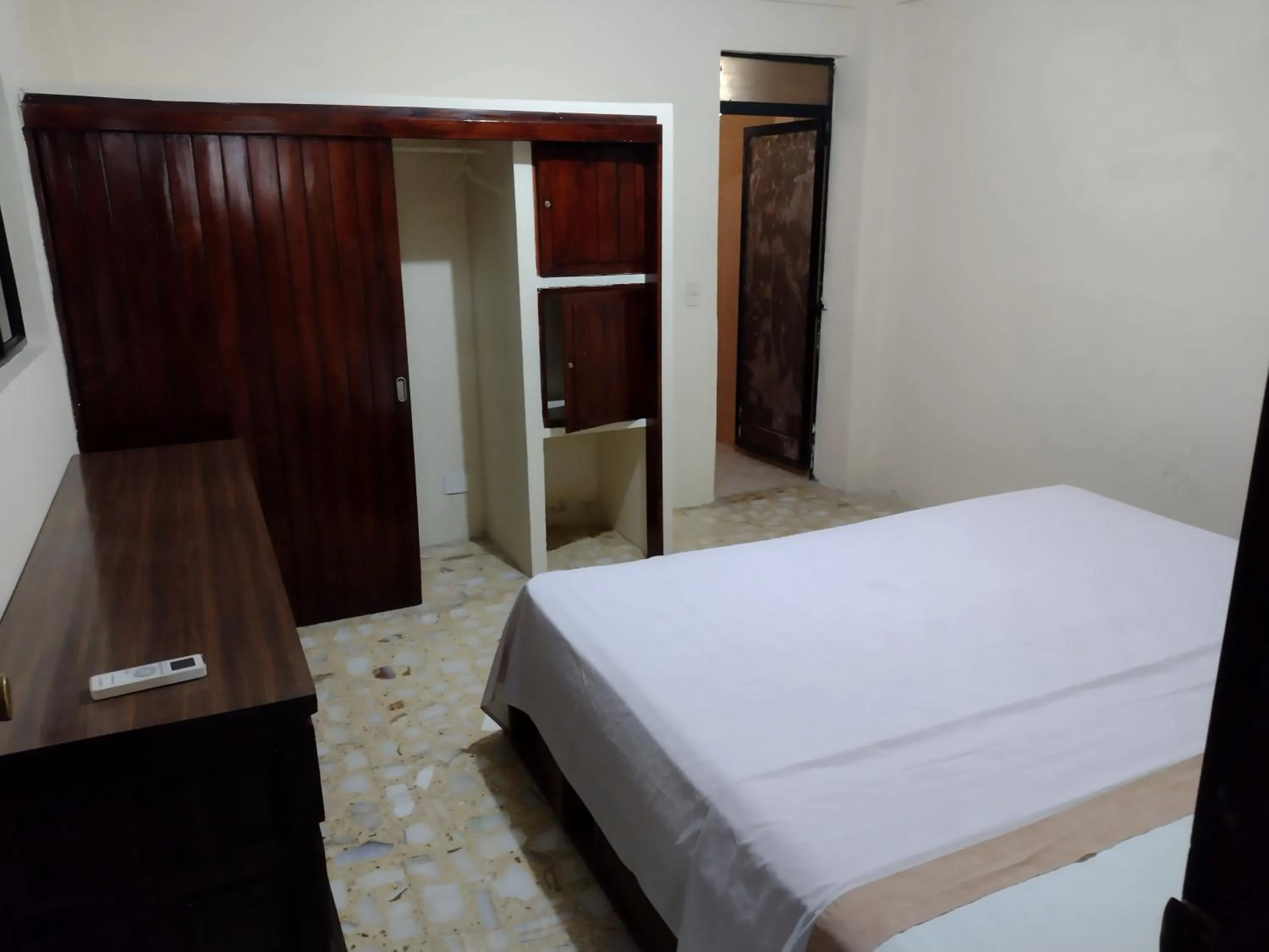 Bedroom, Bed in Ashly Boulevard