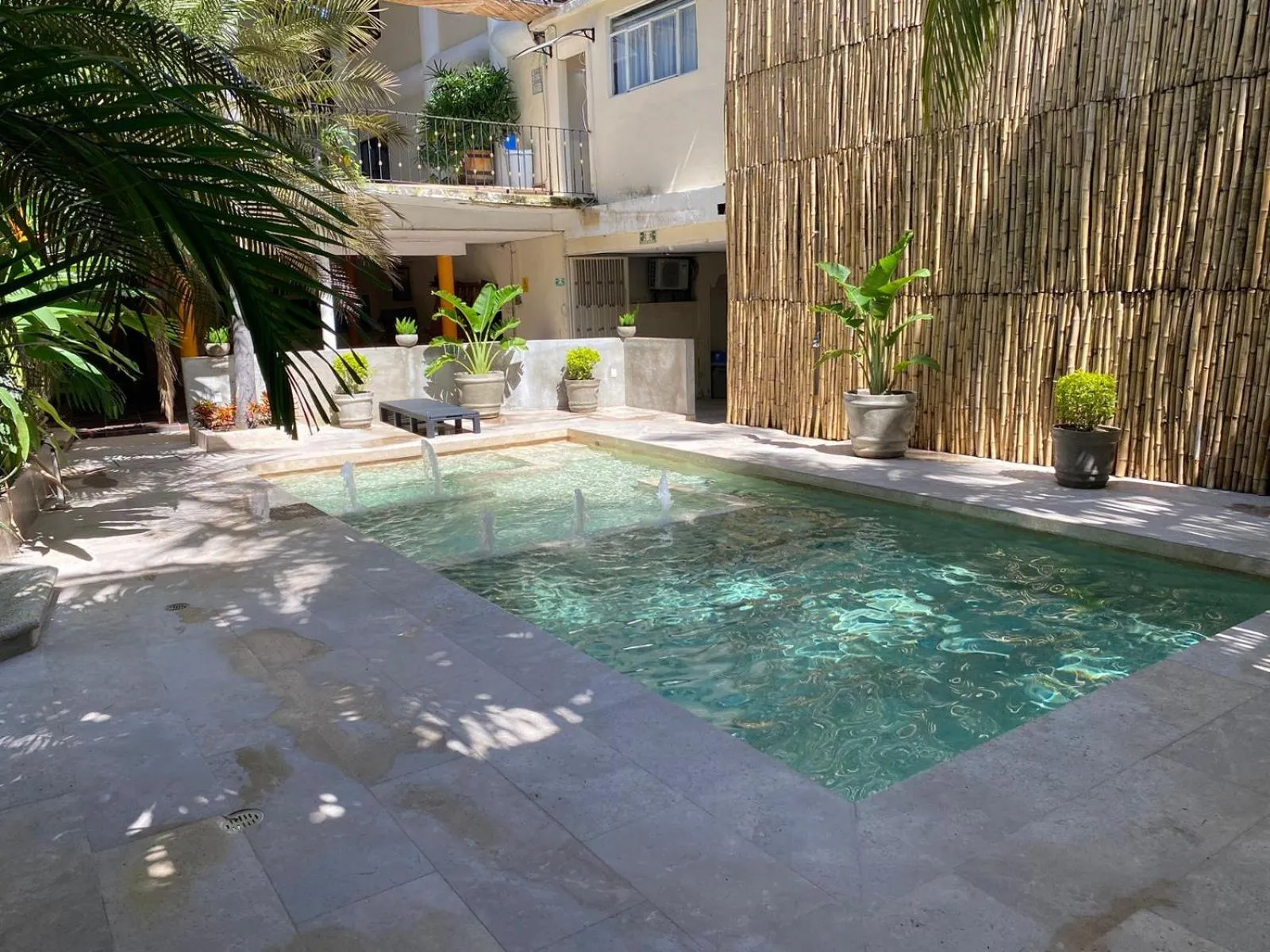 Swimming pool in Ashly Boulevard