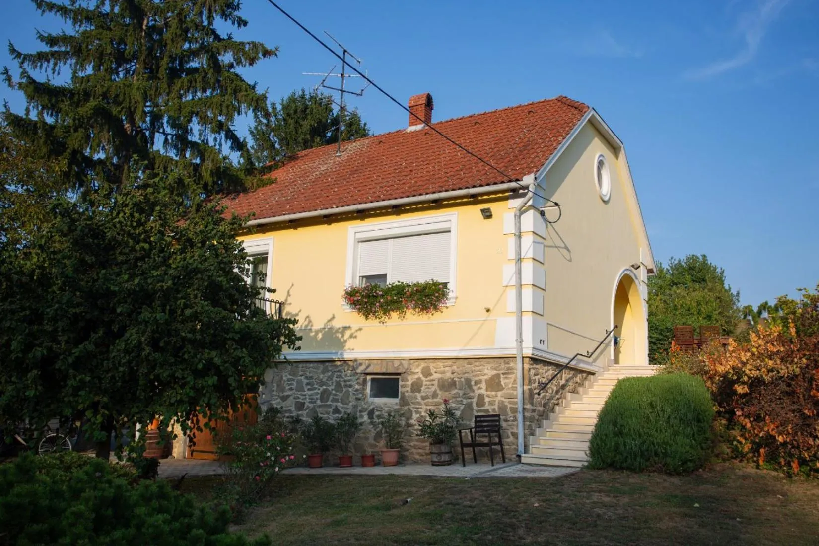 Kondics Apartmanház
