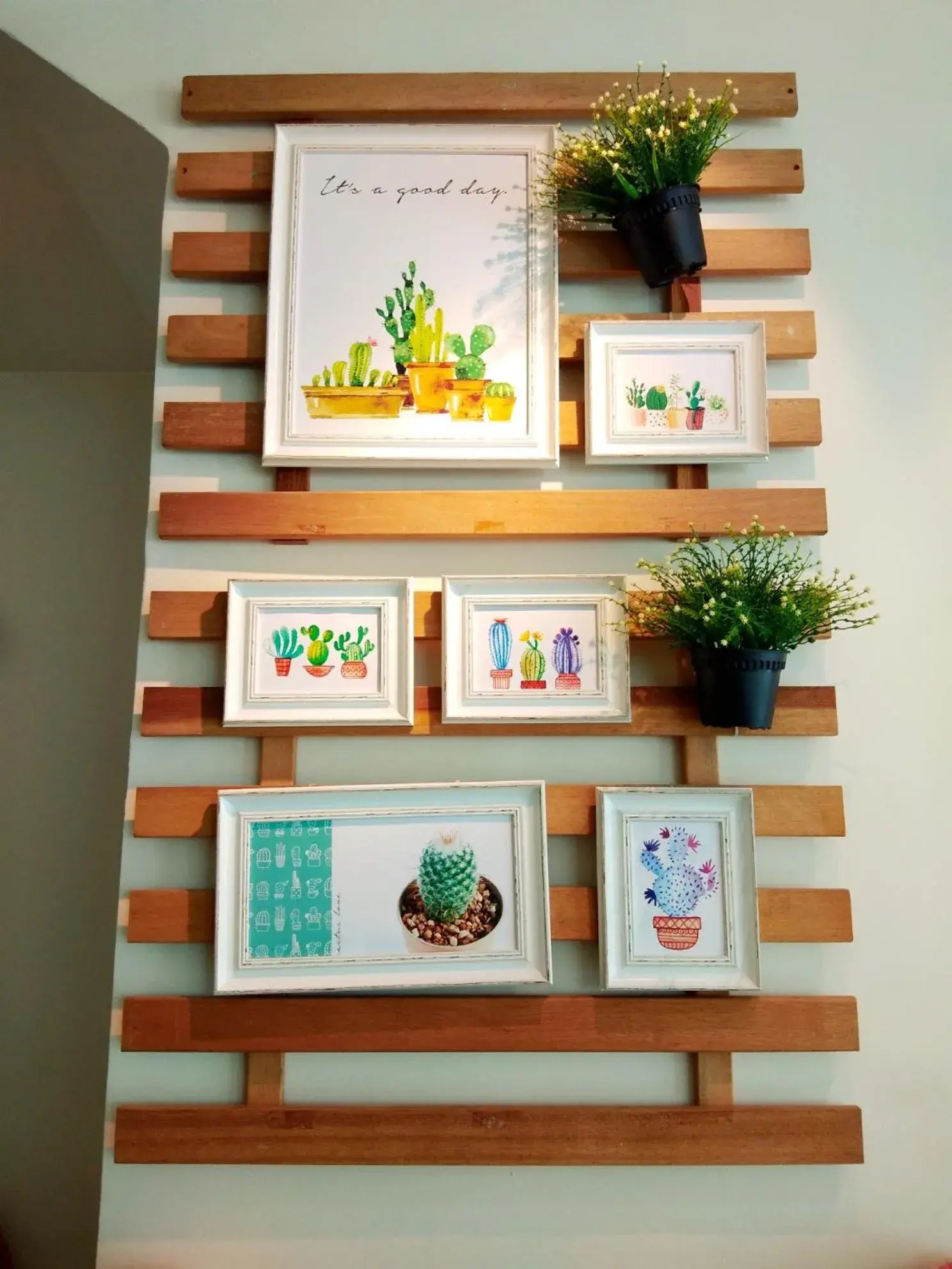 Lobby or reception in Maple Inn Lobby or reception in Maple Inn