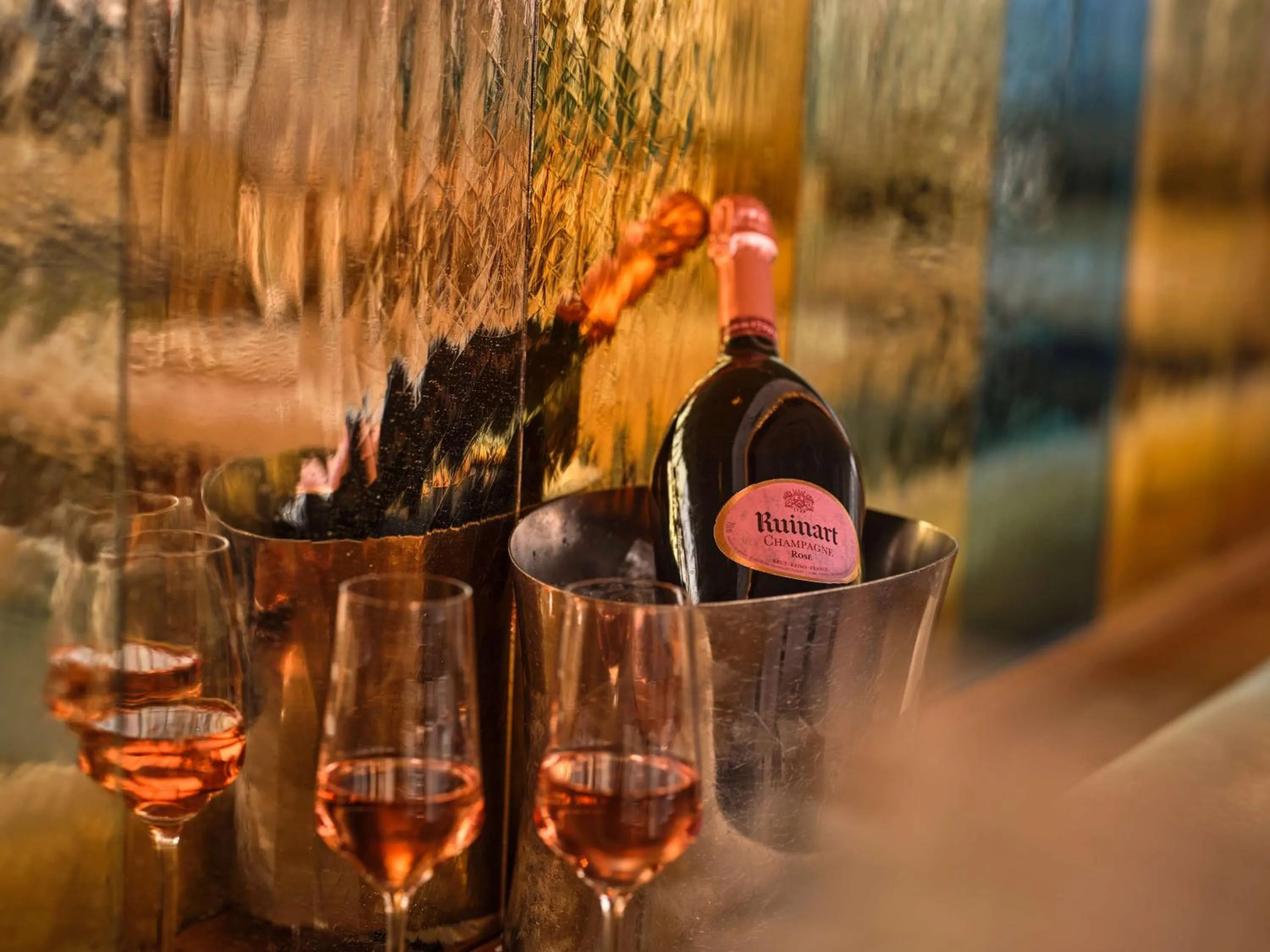 Lounge or bar in Flemings Selection Hotel Frankfurt-City