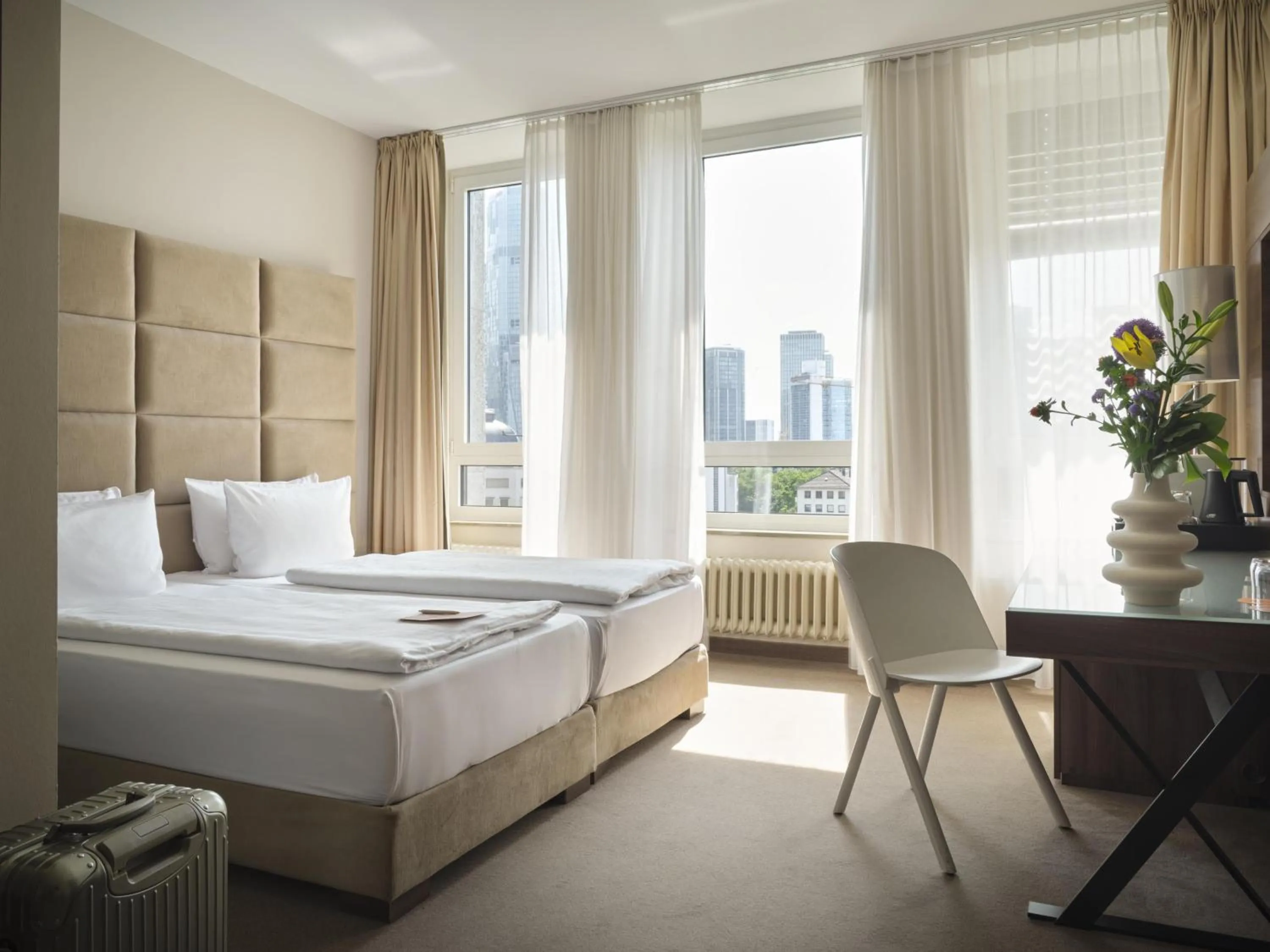 Bedroom, Bed in Flemings Selection Hotel Frankfurt-City