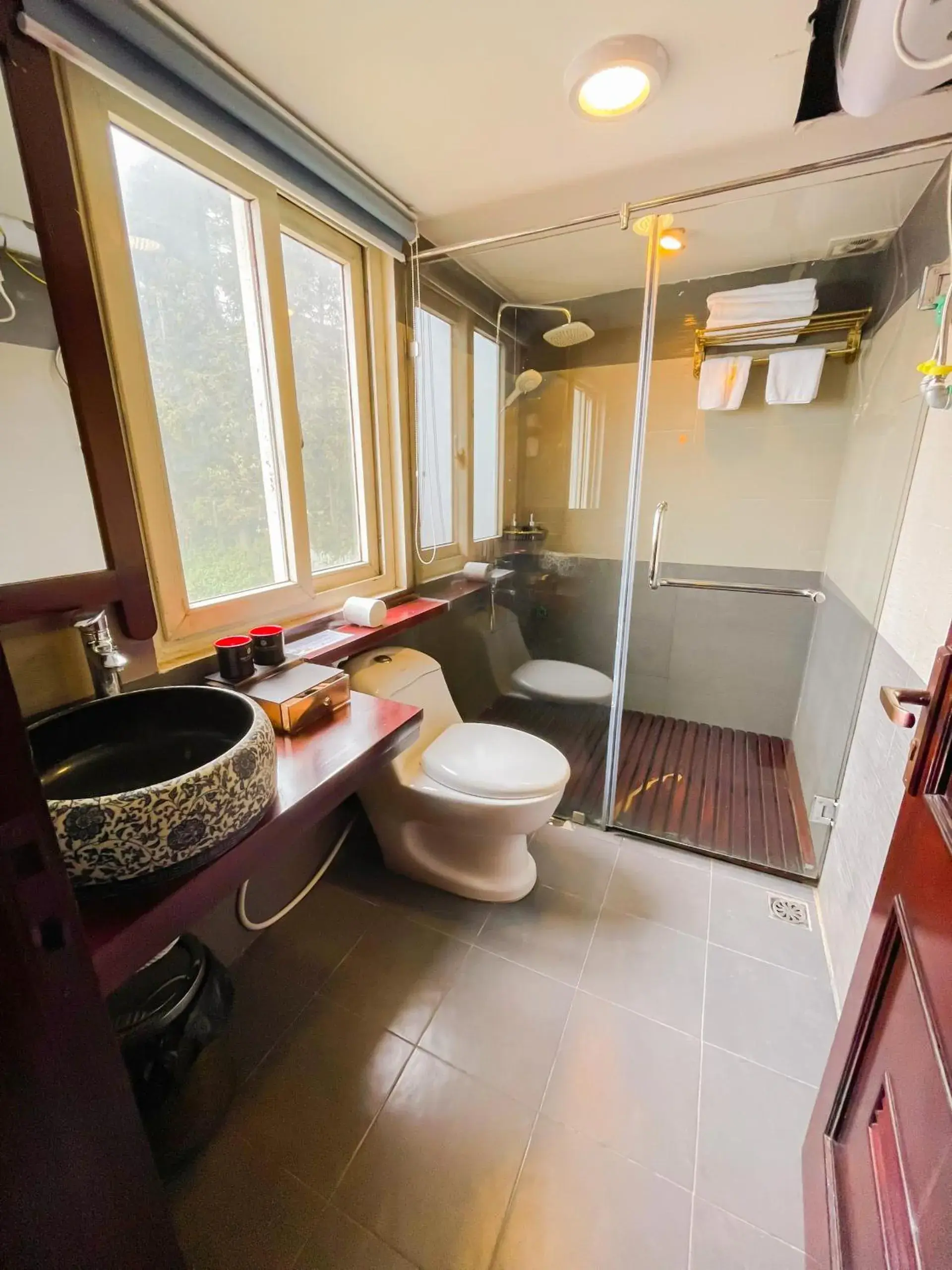 Bathroom in Sapa Elite Hotel Bathroom in Sapa Elite Hotel