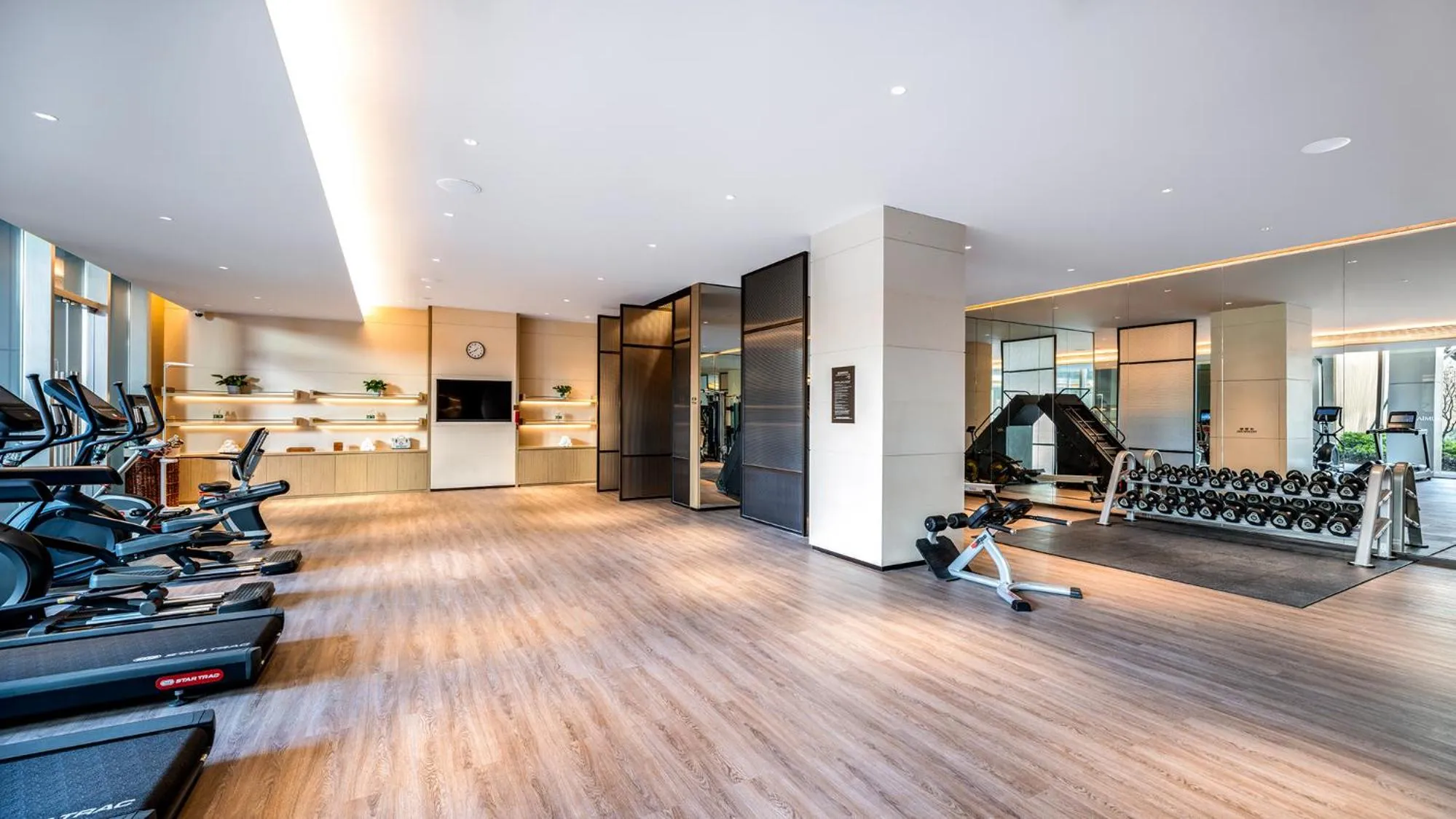 Mumian Chengdu Dong'an Lake