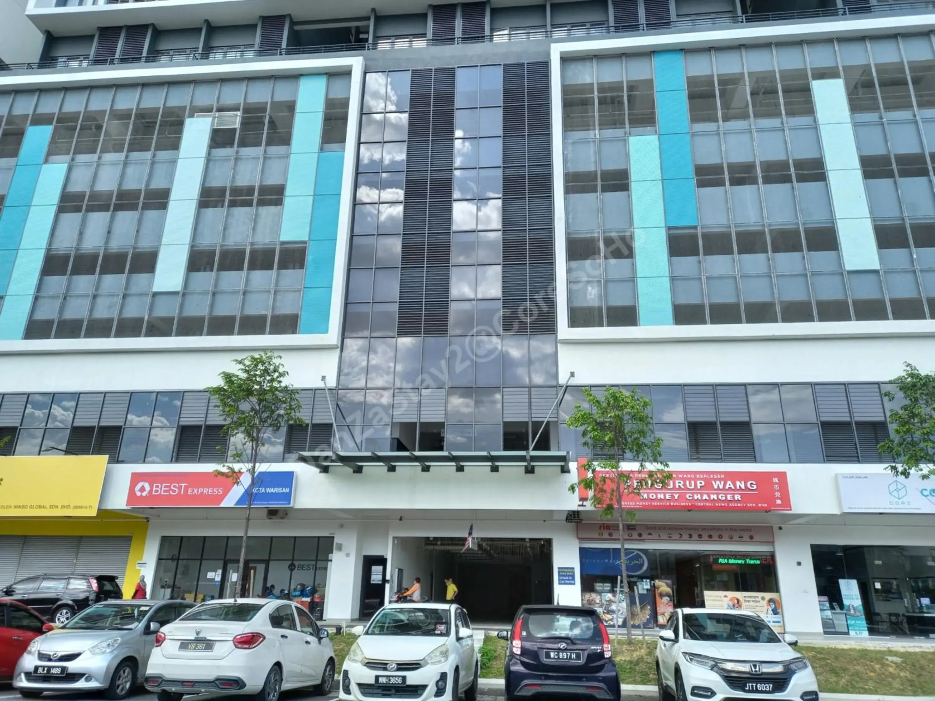 Facade/entrance in DanZaStay2@CoreSoHo - nearby KLIA Facade/entrance in DanZaStay2@CoreSoHo - nearby KLIA