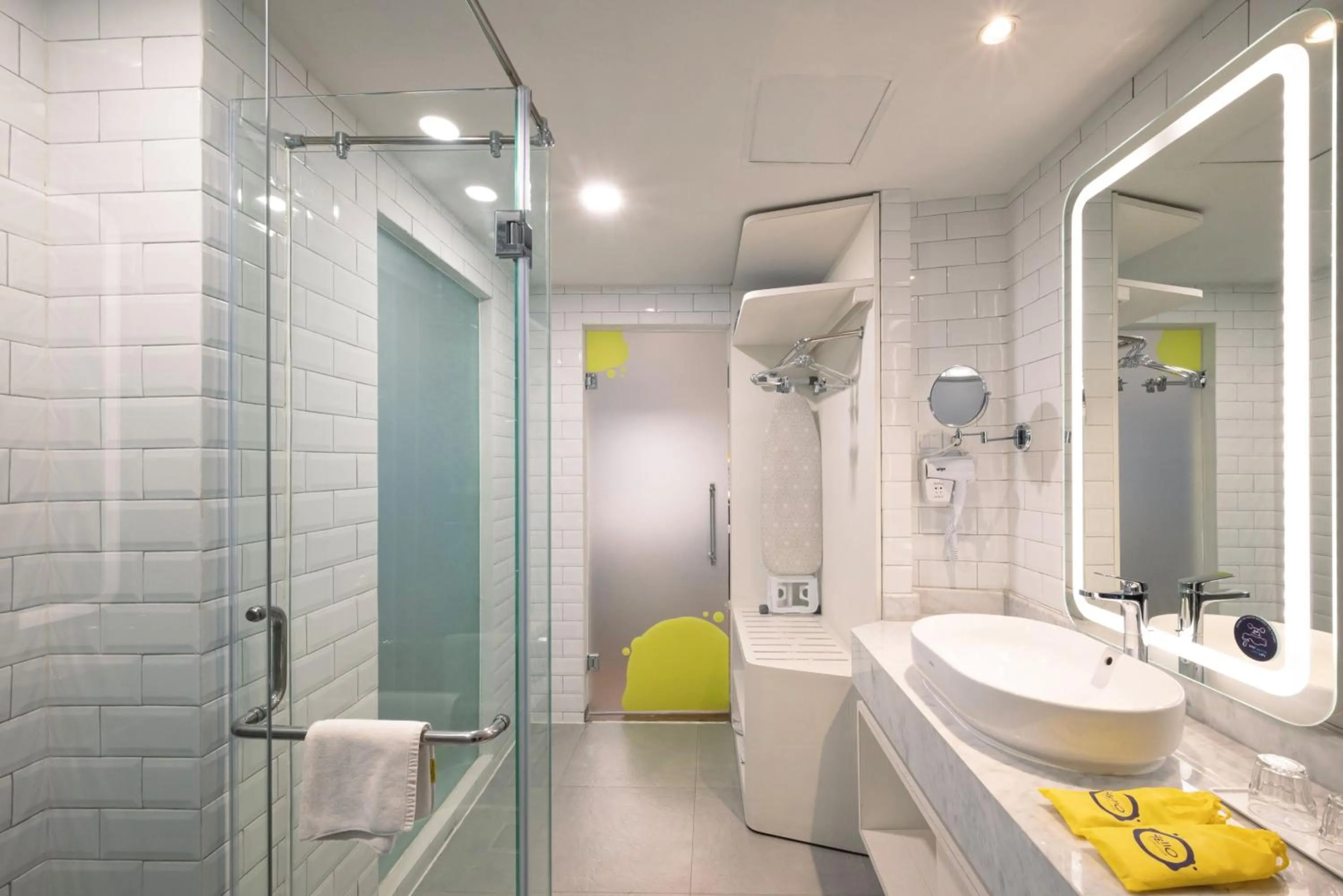 Bathroom in Yello Hotel Jambi