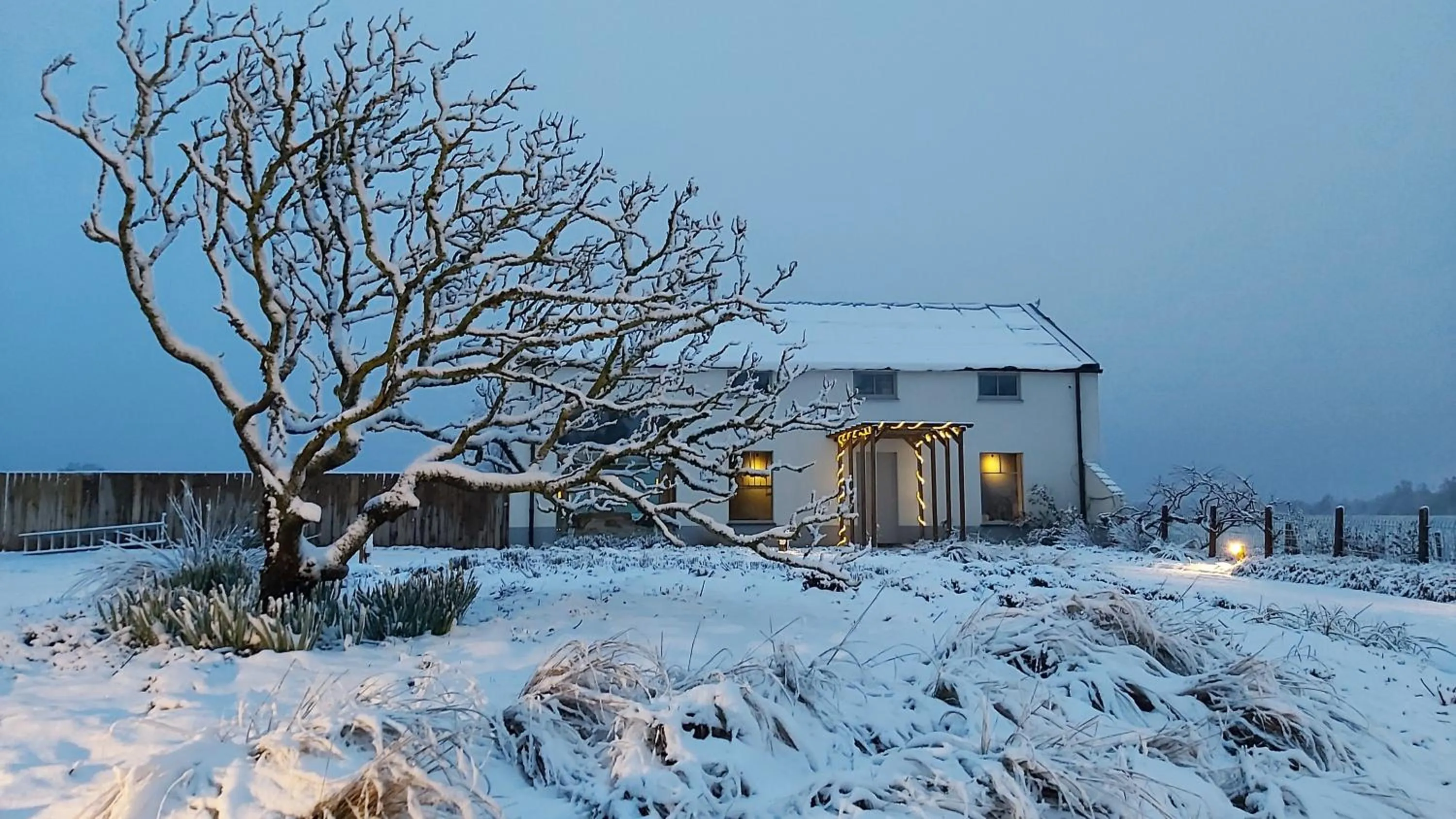 Property building in B&B Entre Champs