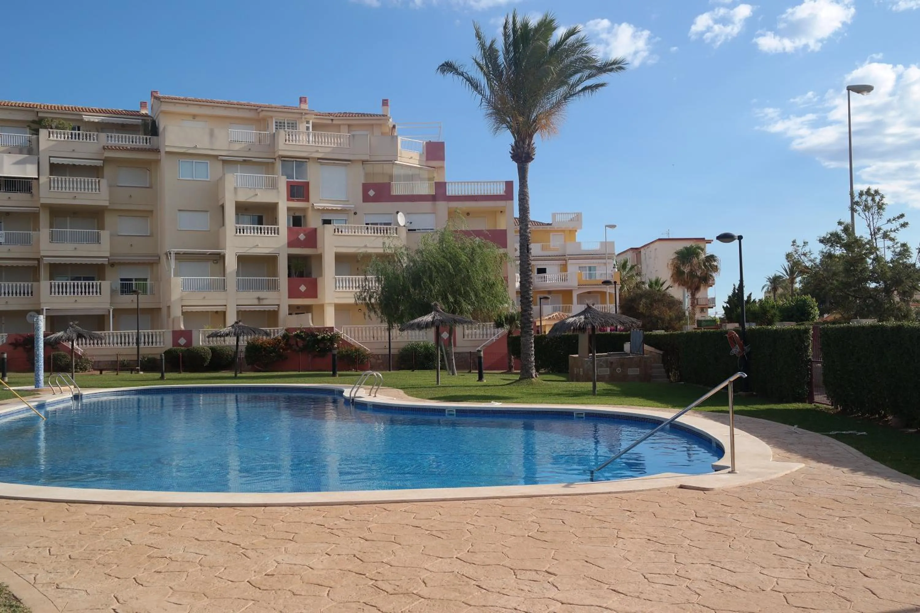 Las Marinas Grand Terrace