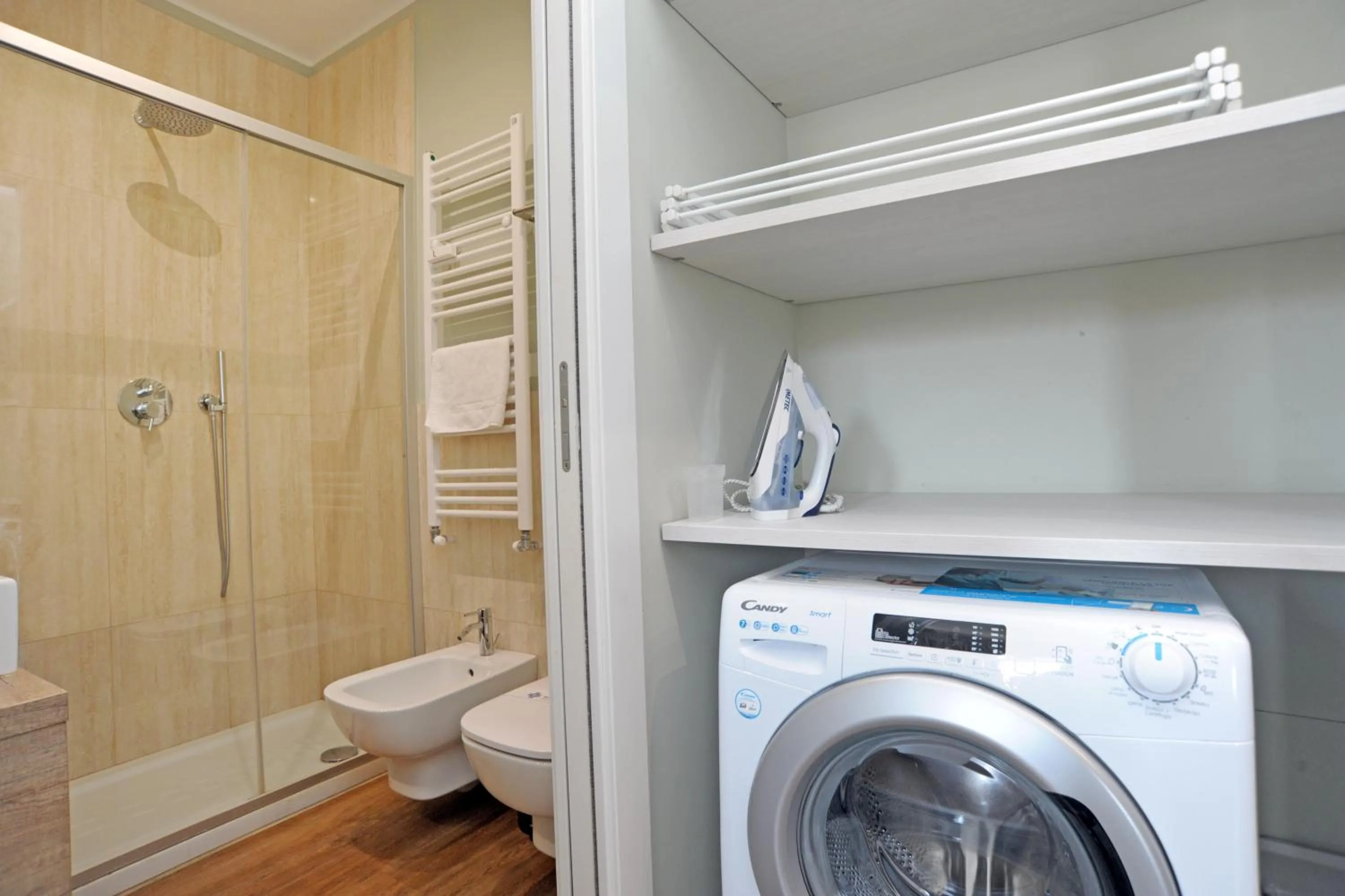 Bathroom in Via Torino Apartment 3