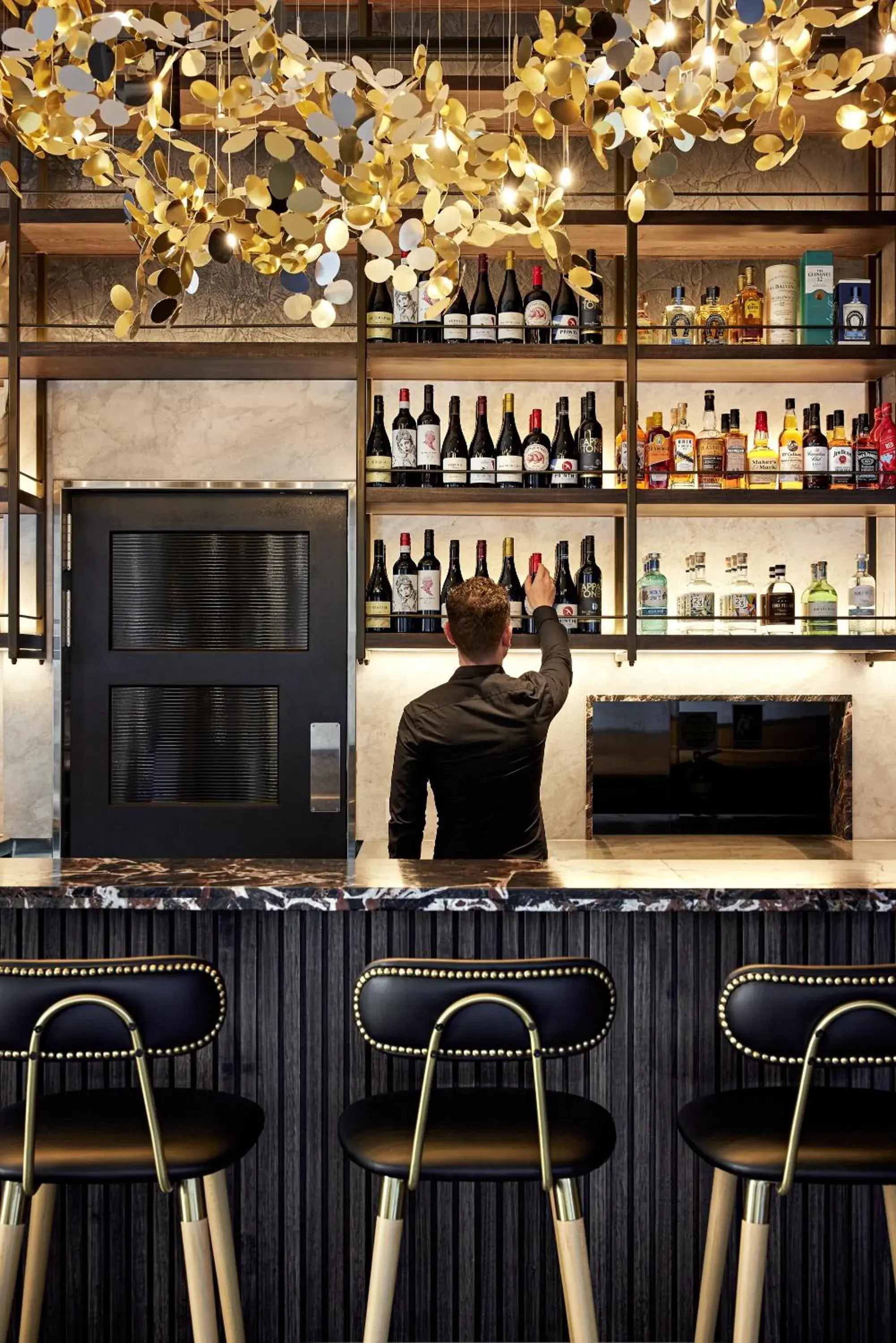 Lounge or bar in Aiden by Best Western Darling Harbour Lounge or bar in Aiden by Best Western Darling Harbour