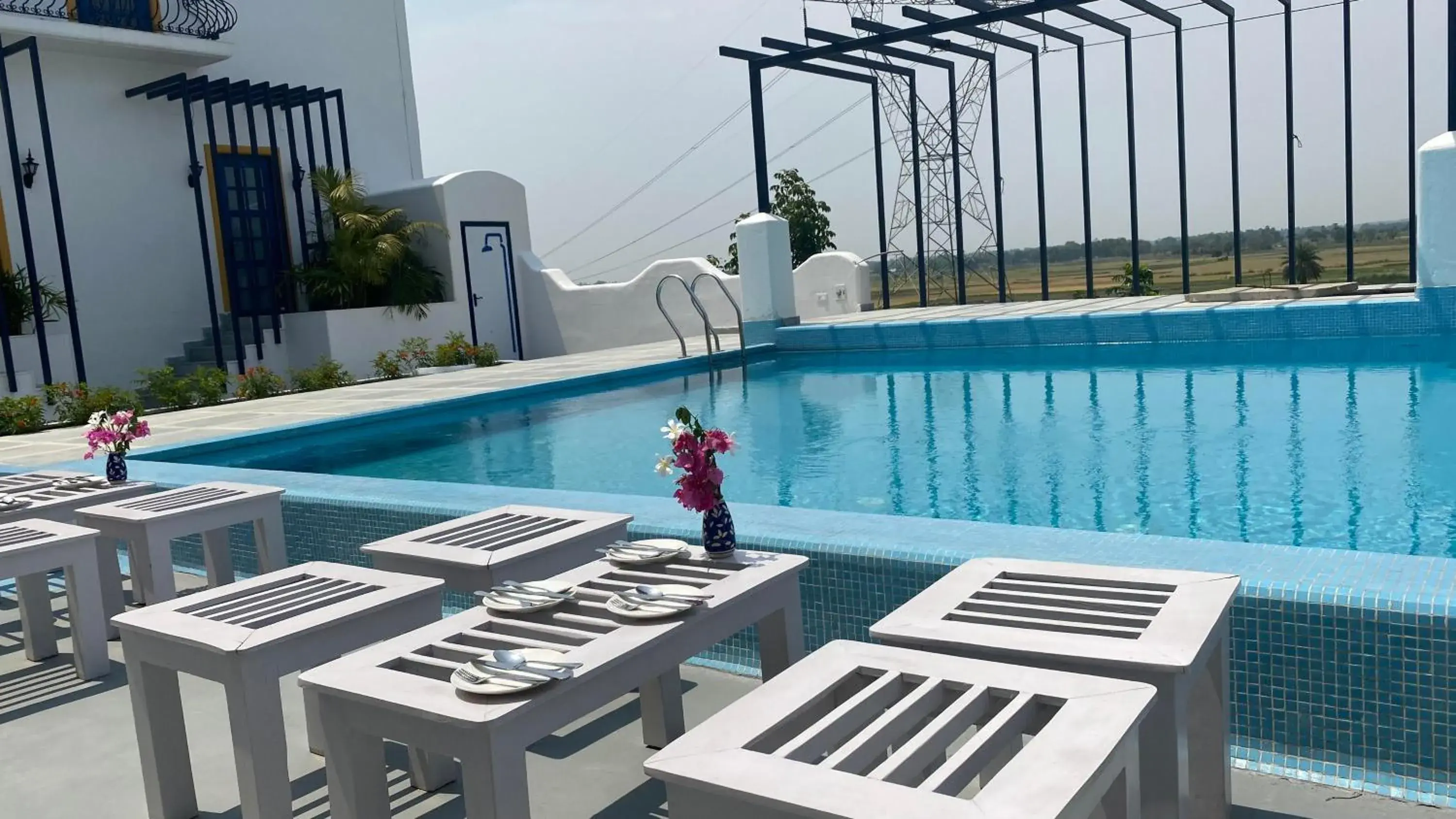 Swimming pool in Ananda Resorts Shantiniketan Swimming pool in Ananda Resorts Shantiniketan