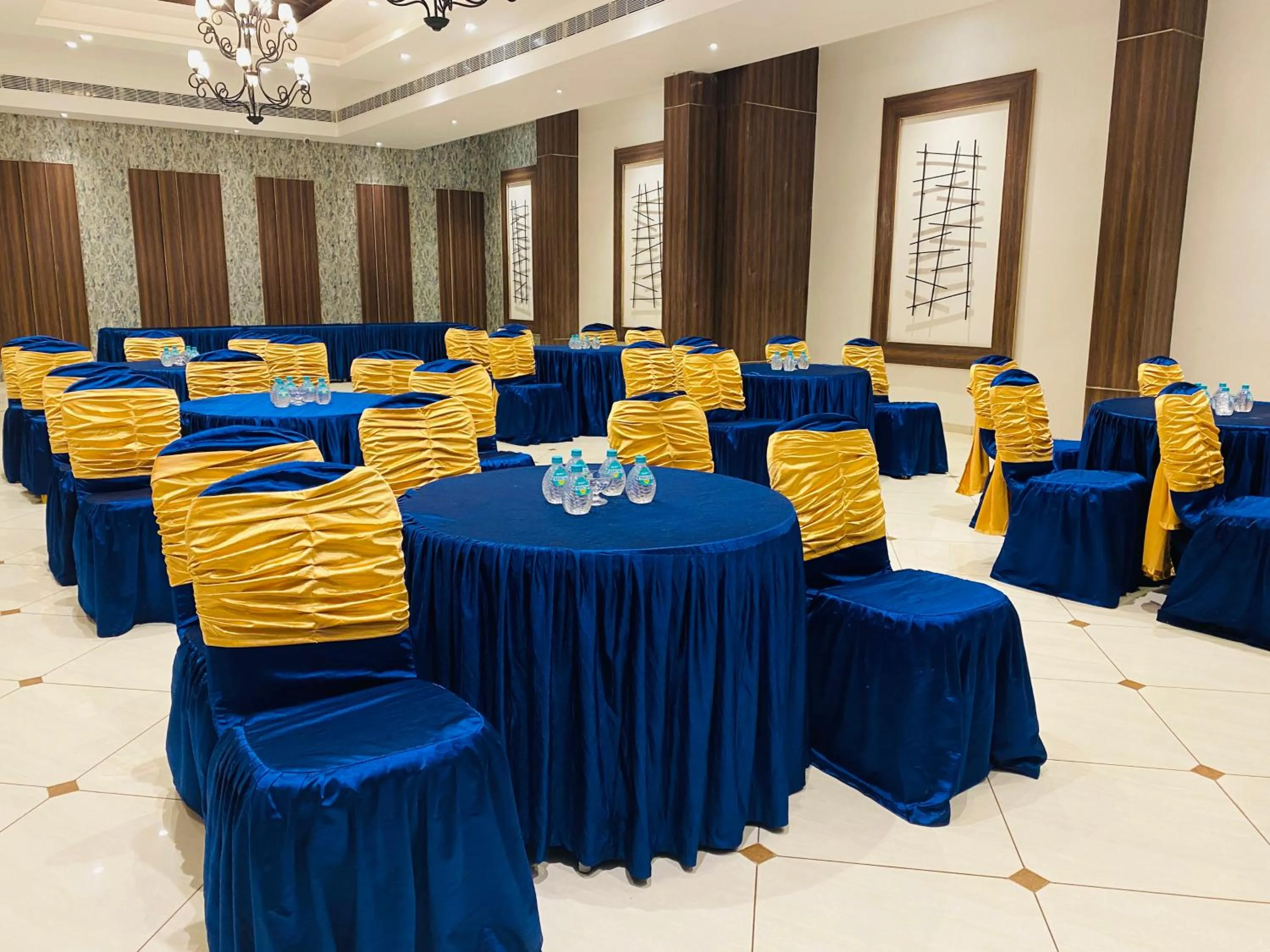 Meeting/conference room in Ananda Resorts Shantiniketan