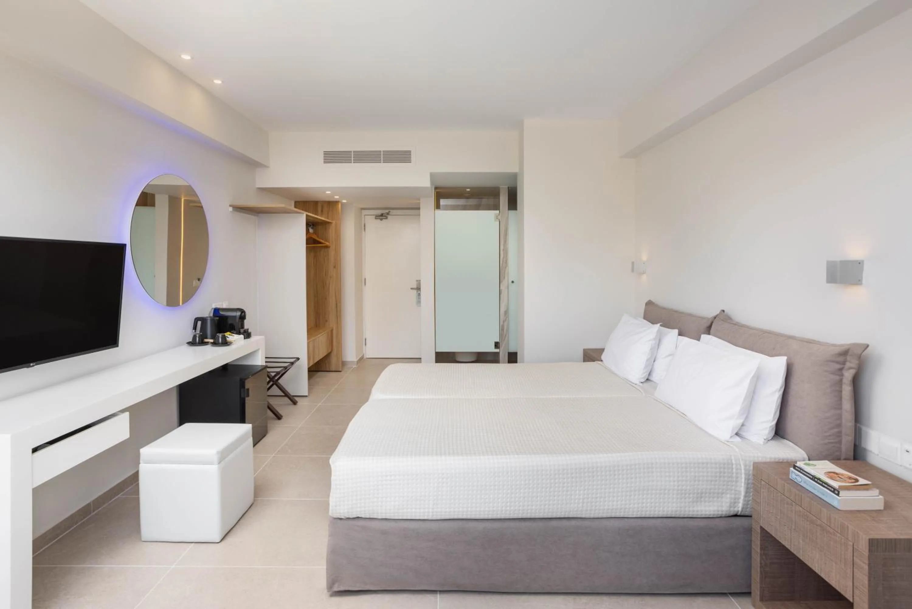 Bed in Atlantica Sancta Napa Hotel